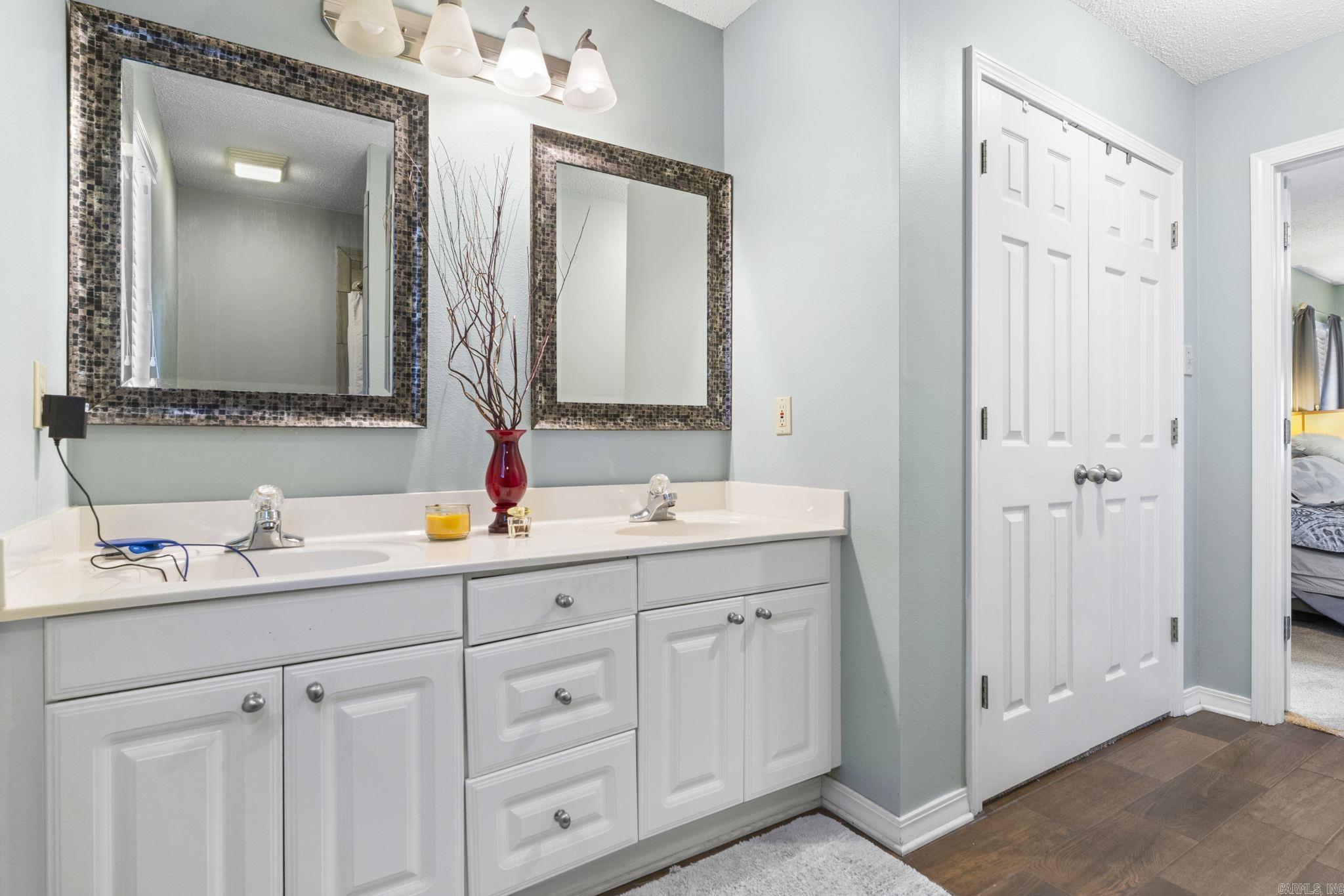 CARRIAGE COURTS - Residential