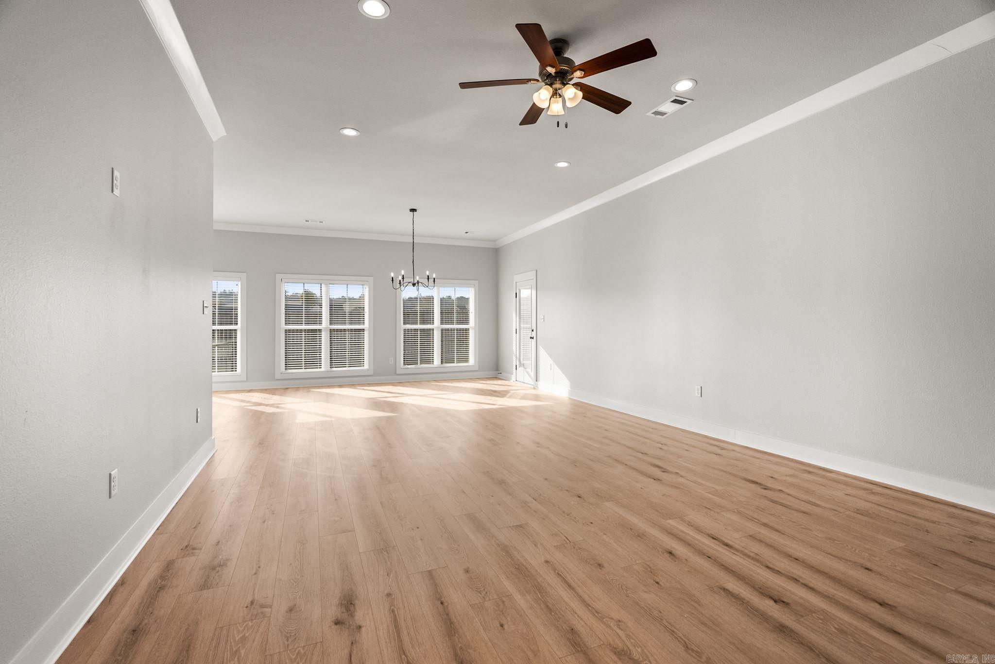 IVY PLACE - Residential