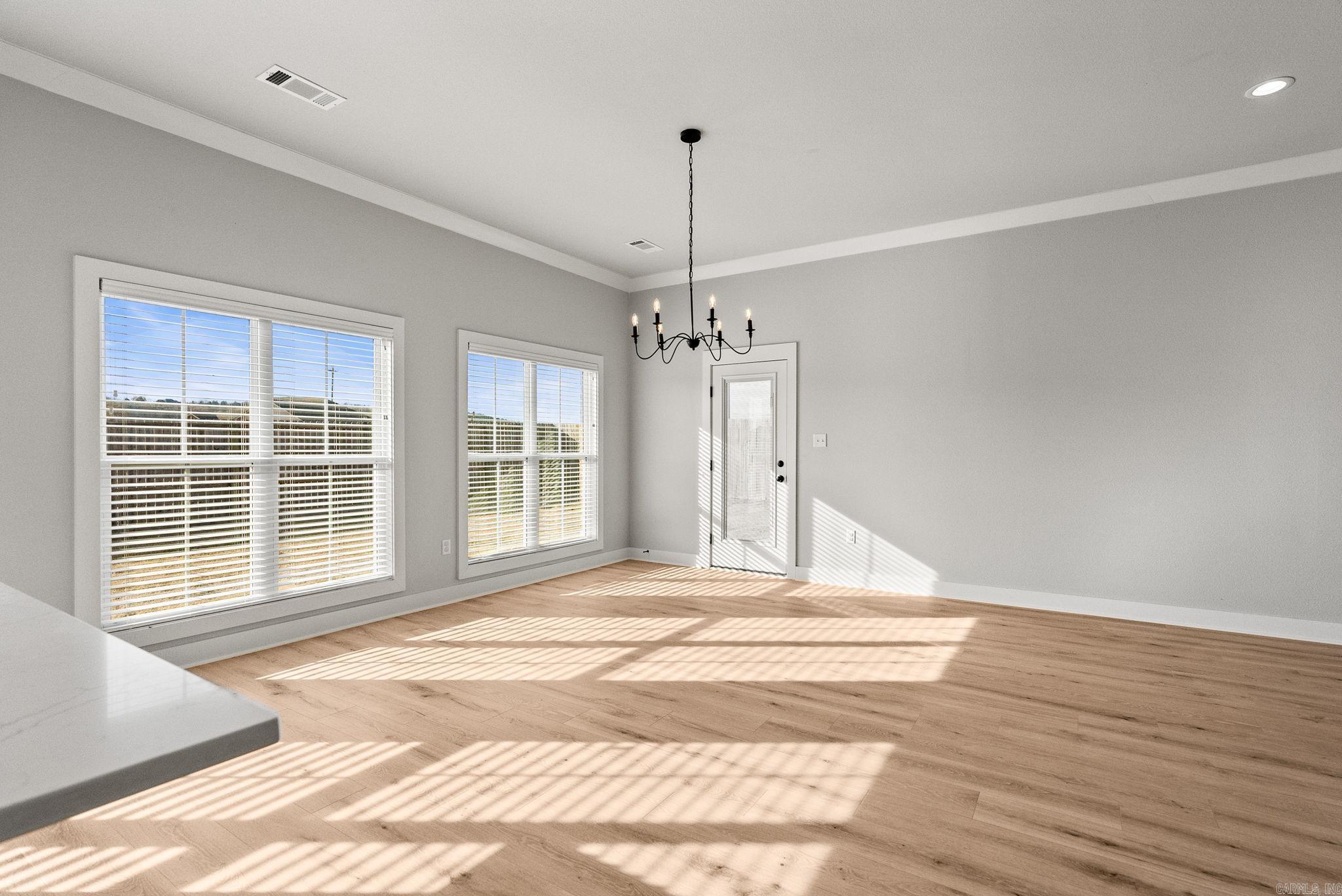 IVY PLACE - Residential