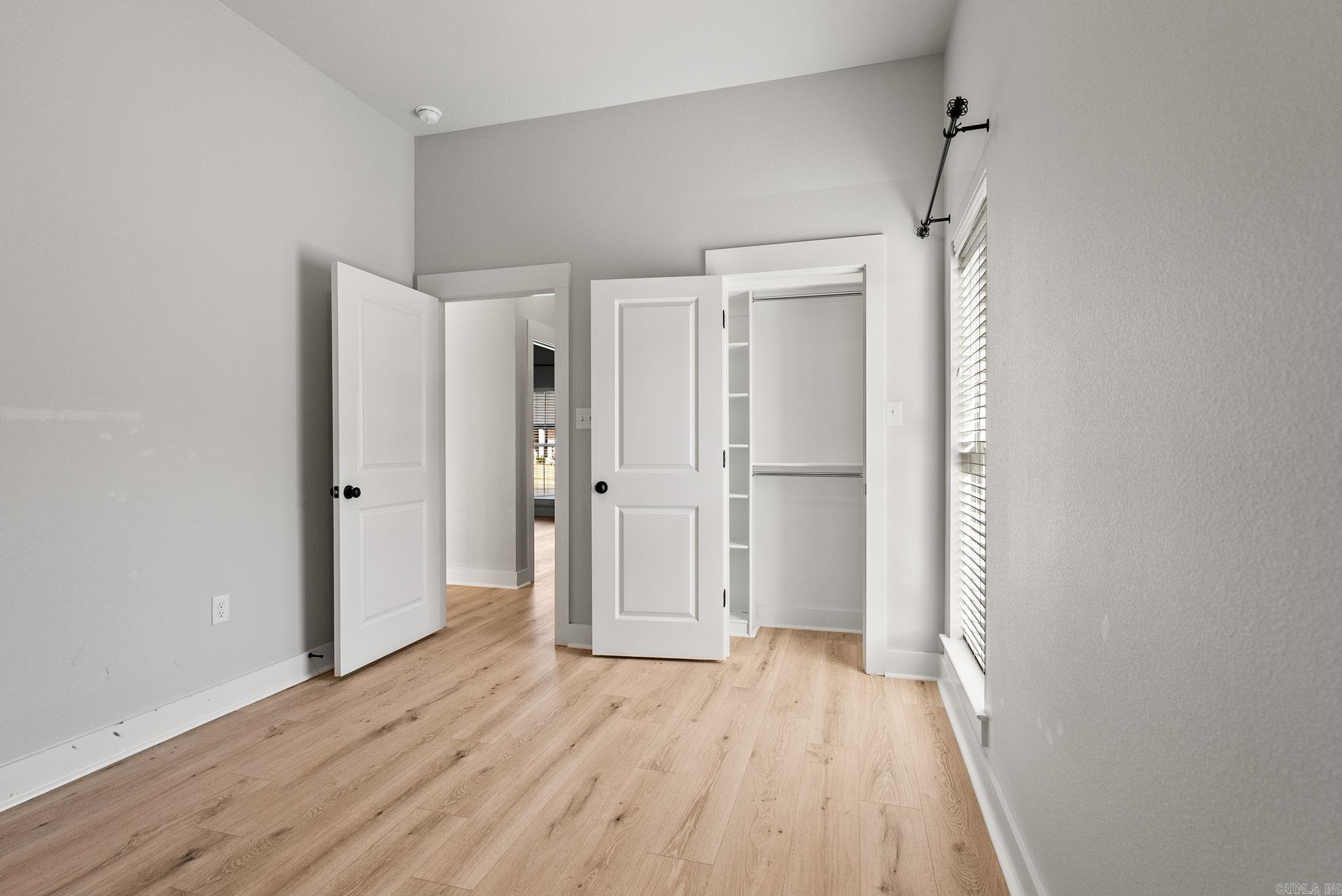 IVY PLACE - Residential