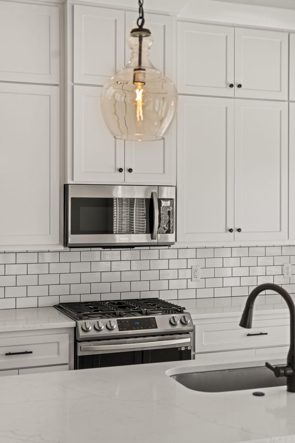 IVY PLACE - Residential