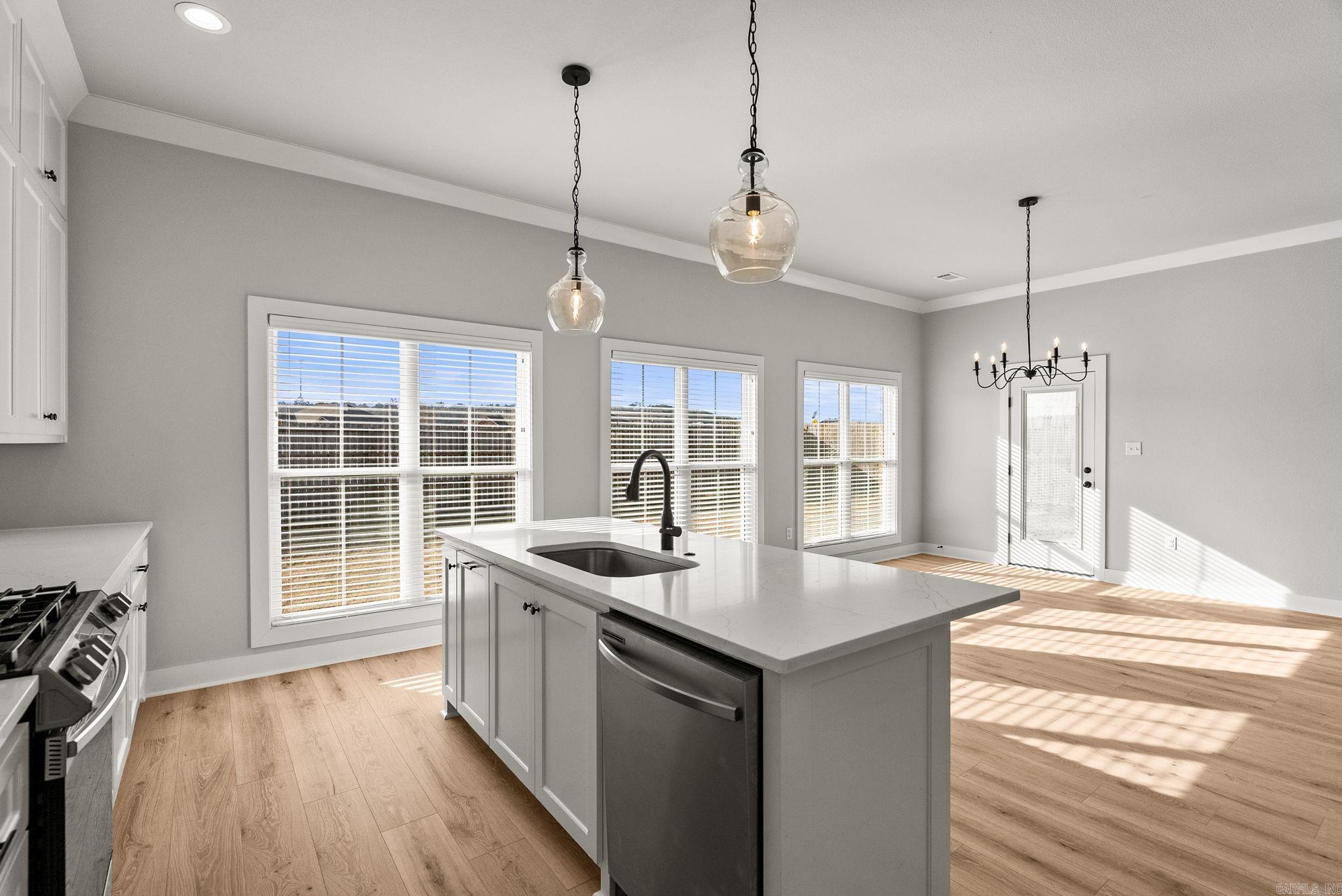 IVY PLACE - Residential