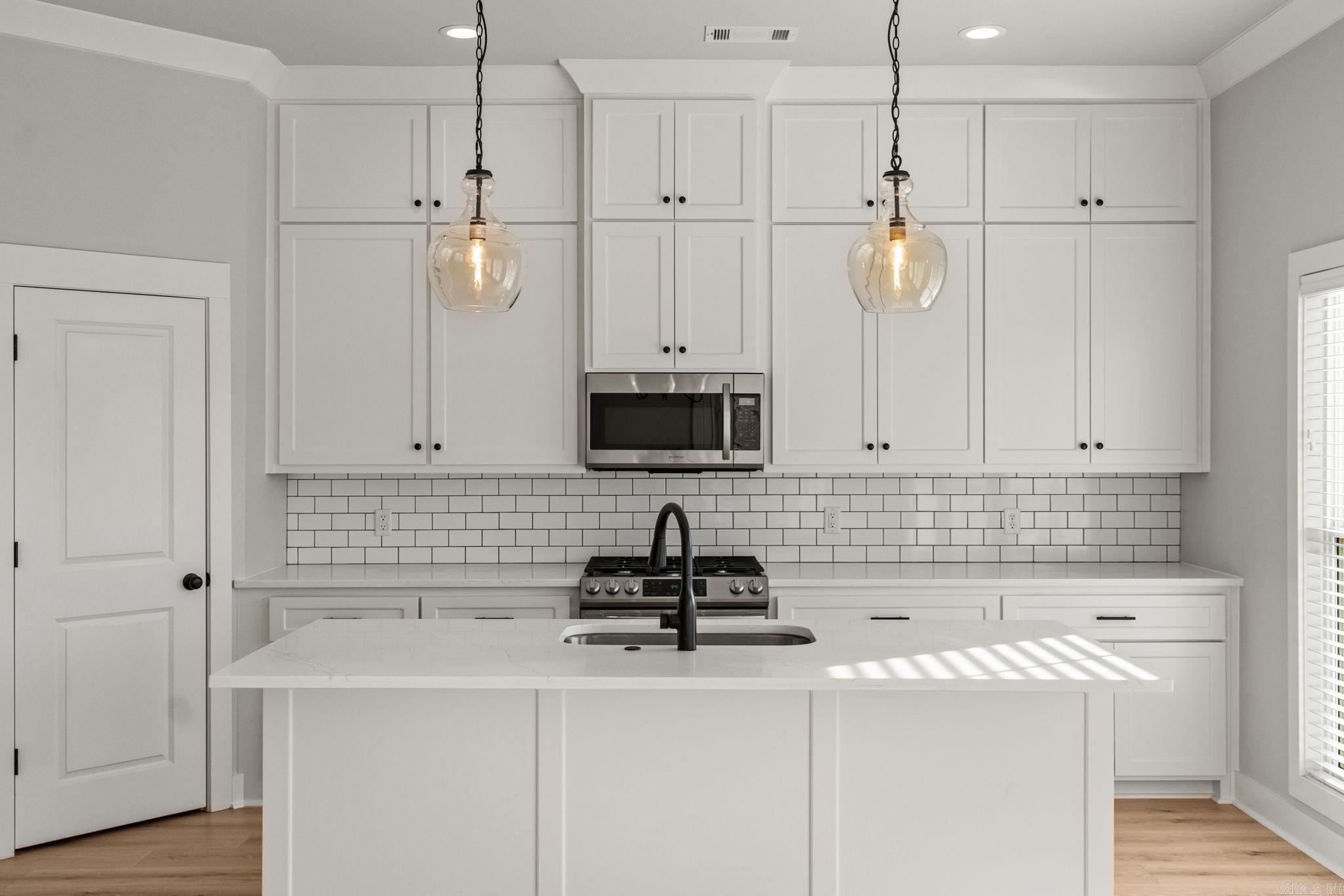 IVY PLACE - Residential