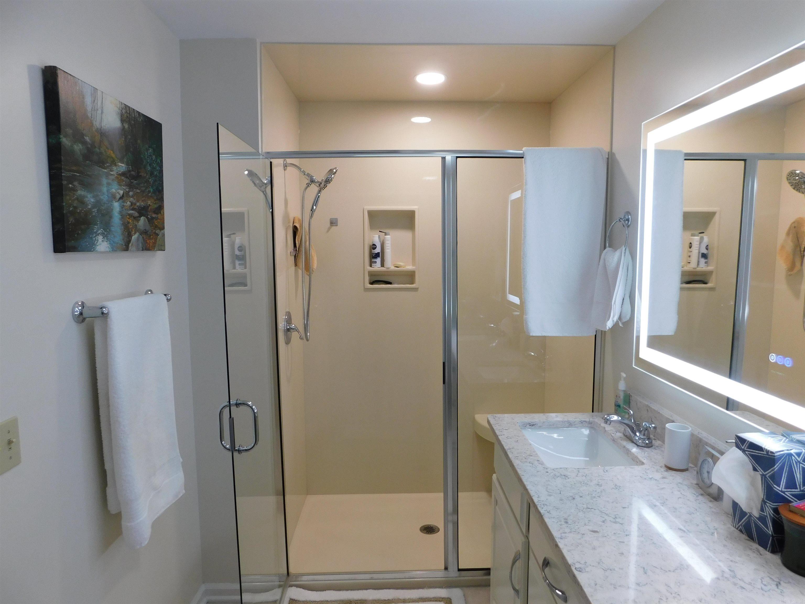 AVILLA HEIGHTS - Residential