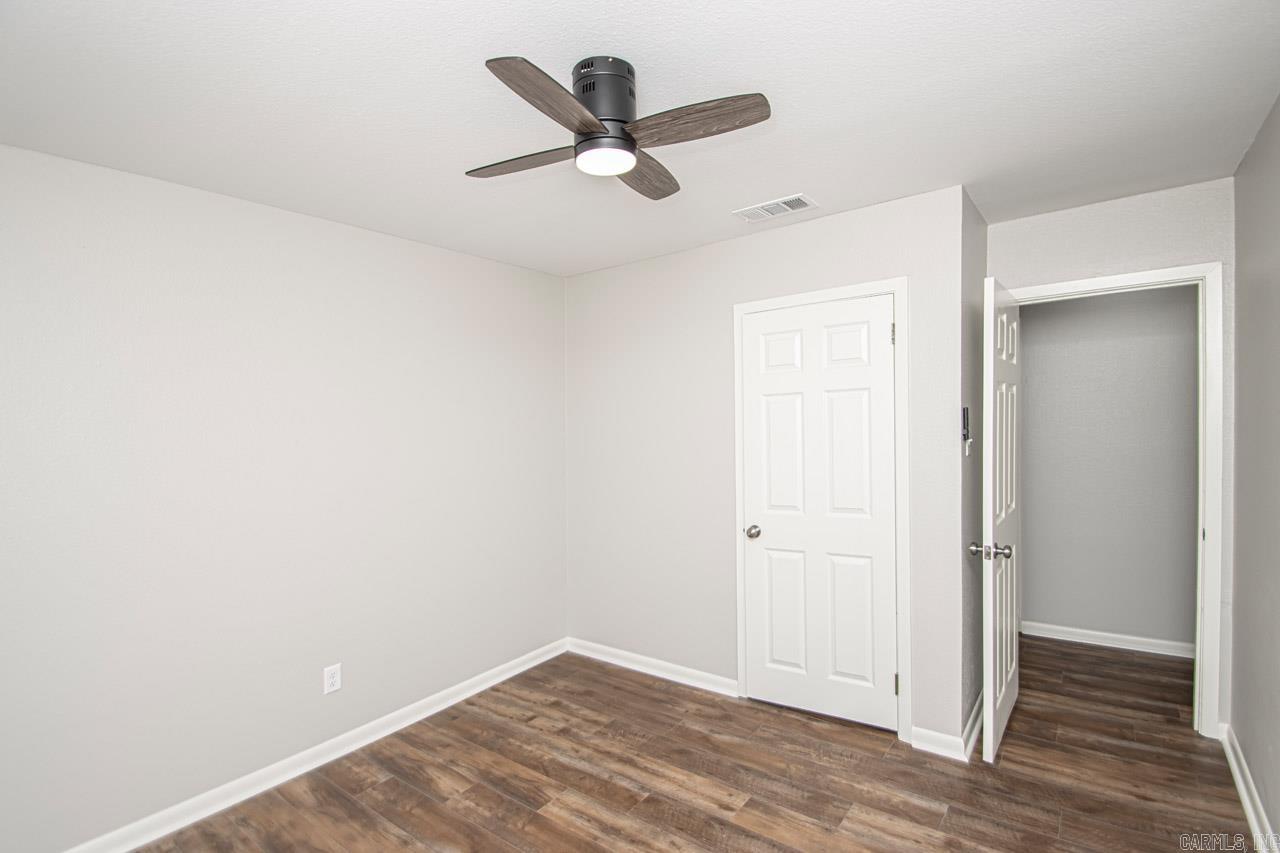 INDIANHEAD LAKES EST - Residential