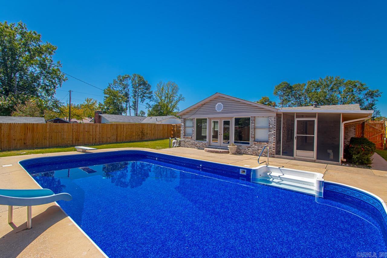 INDIANHEAD LAKES EST - Residential