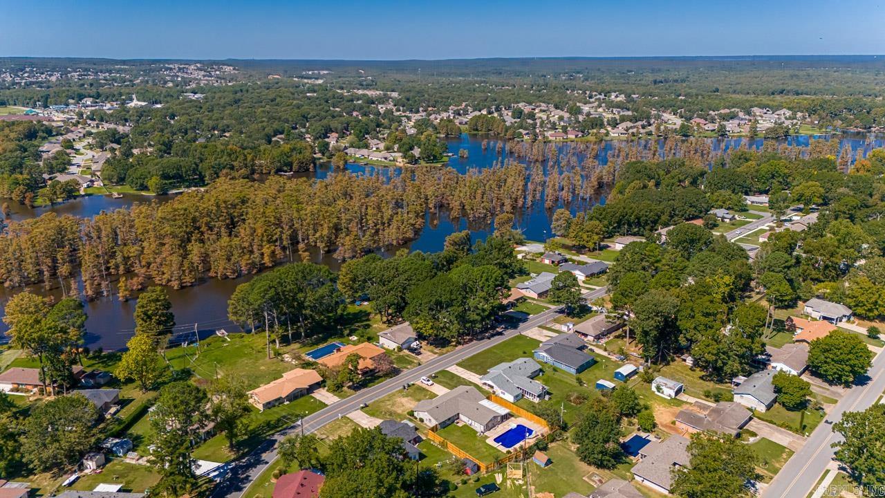 INDIANHEAD LAKES EST - Residential