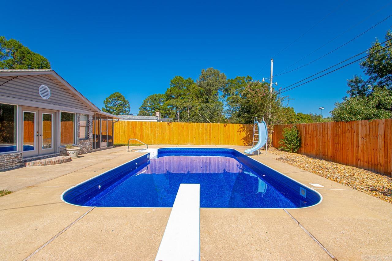 INDIANHEAD LAKES EST - Residential