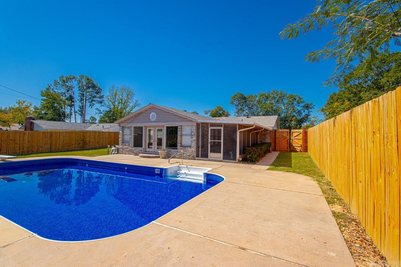 INDIANHEAD LAKES EST - Residential