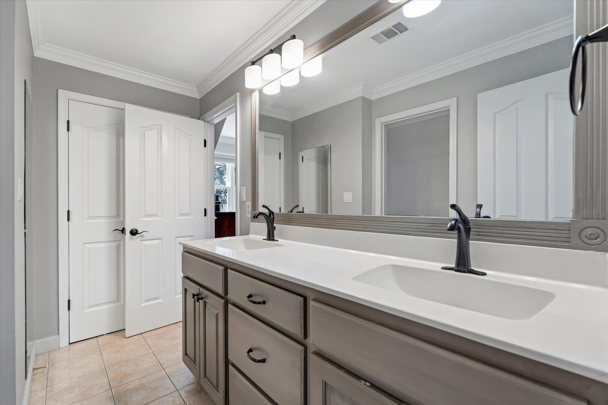 Ridgepointe Country Club - Residential