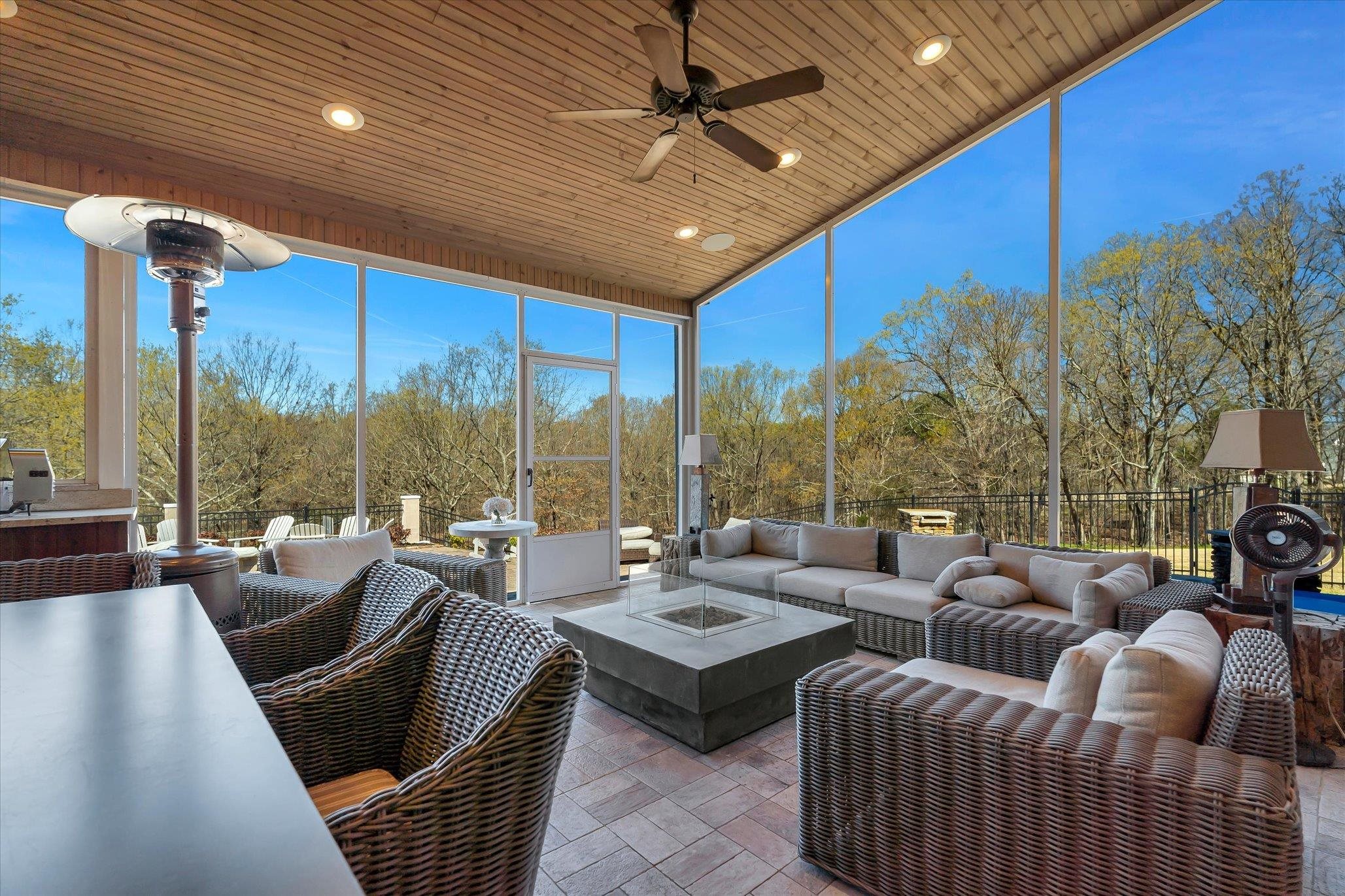 Ridgepointe Country Club - Residential