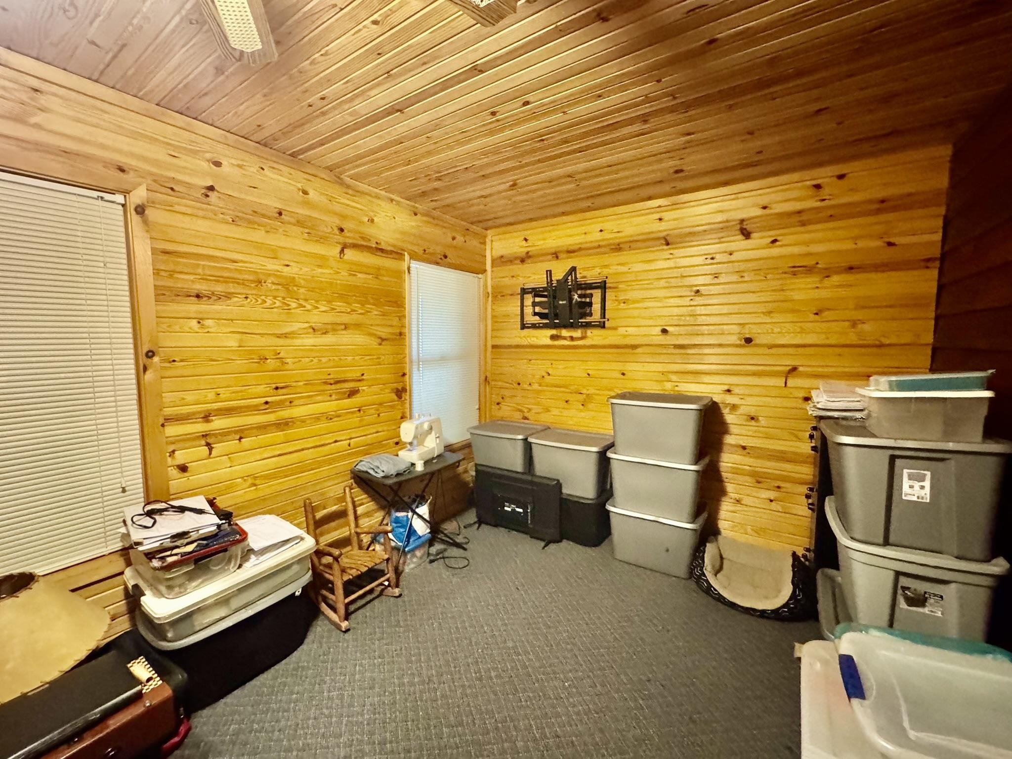 BONE ISLAND - Residential