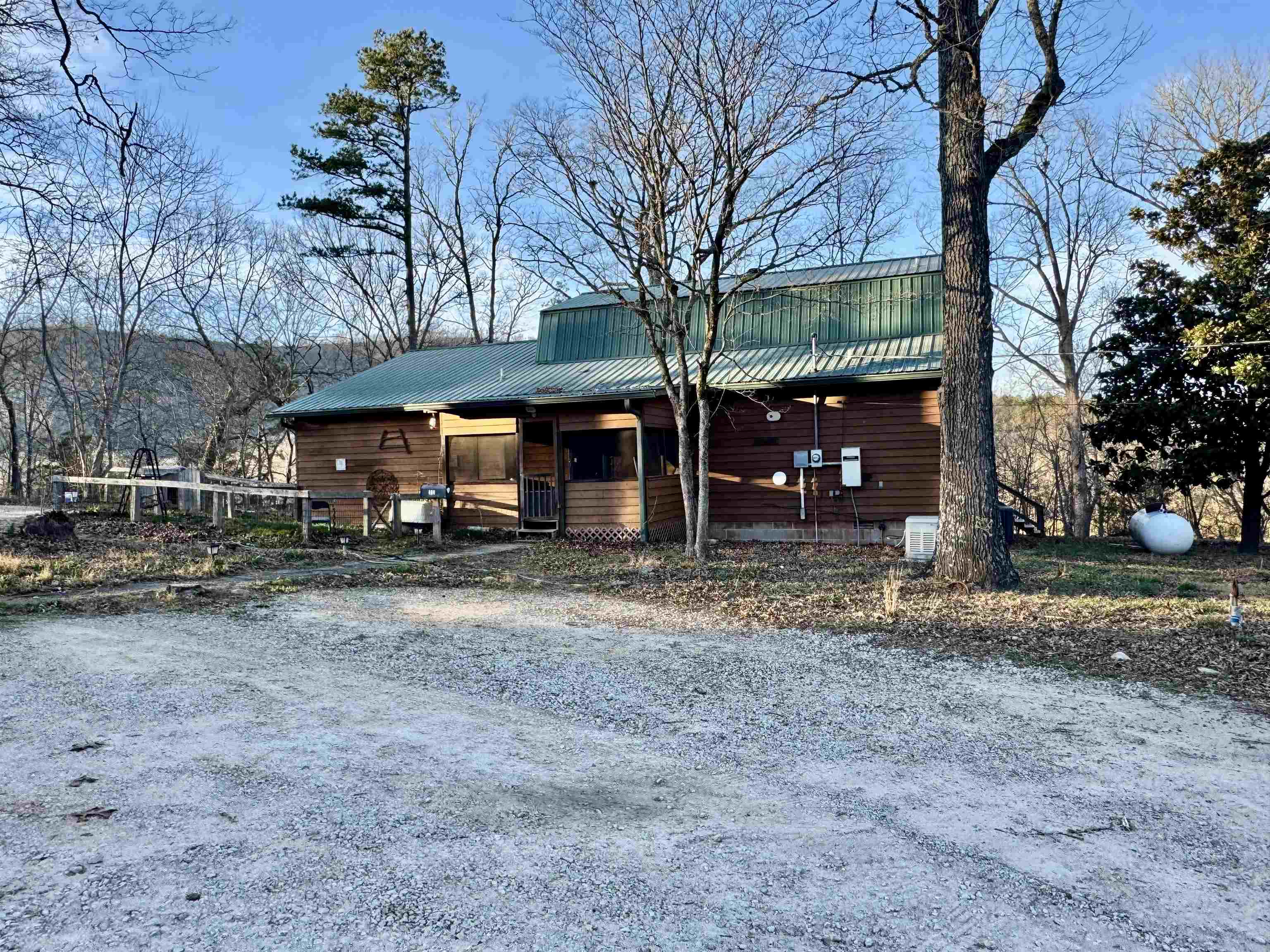 BONE ISLAND - Residential