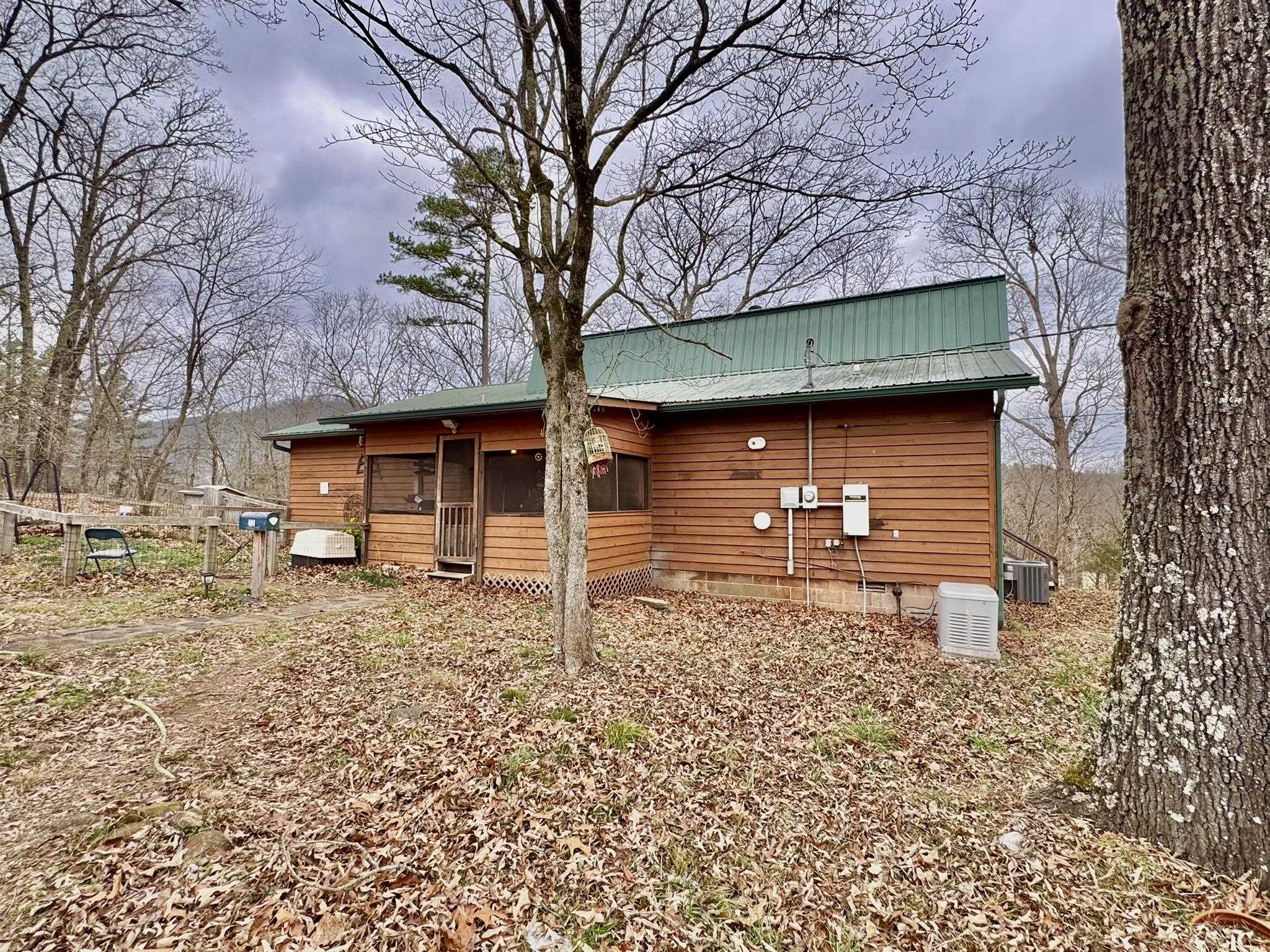 BONE ISLAND - Residential