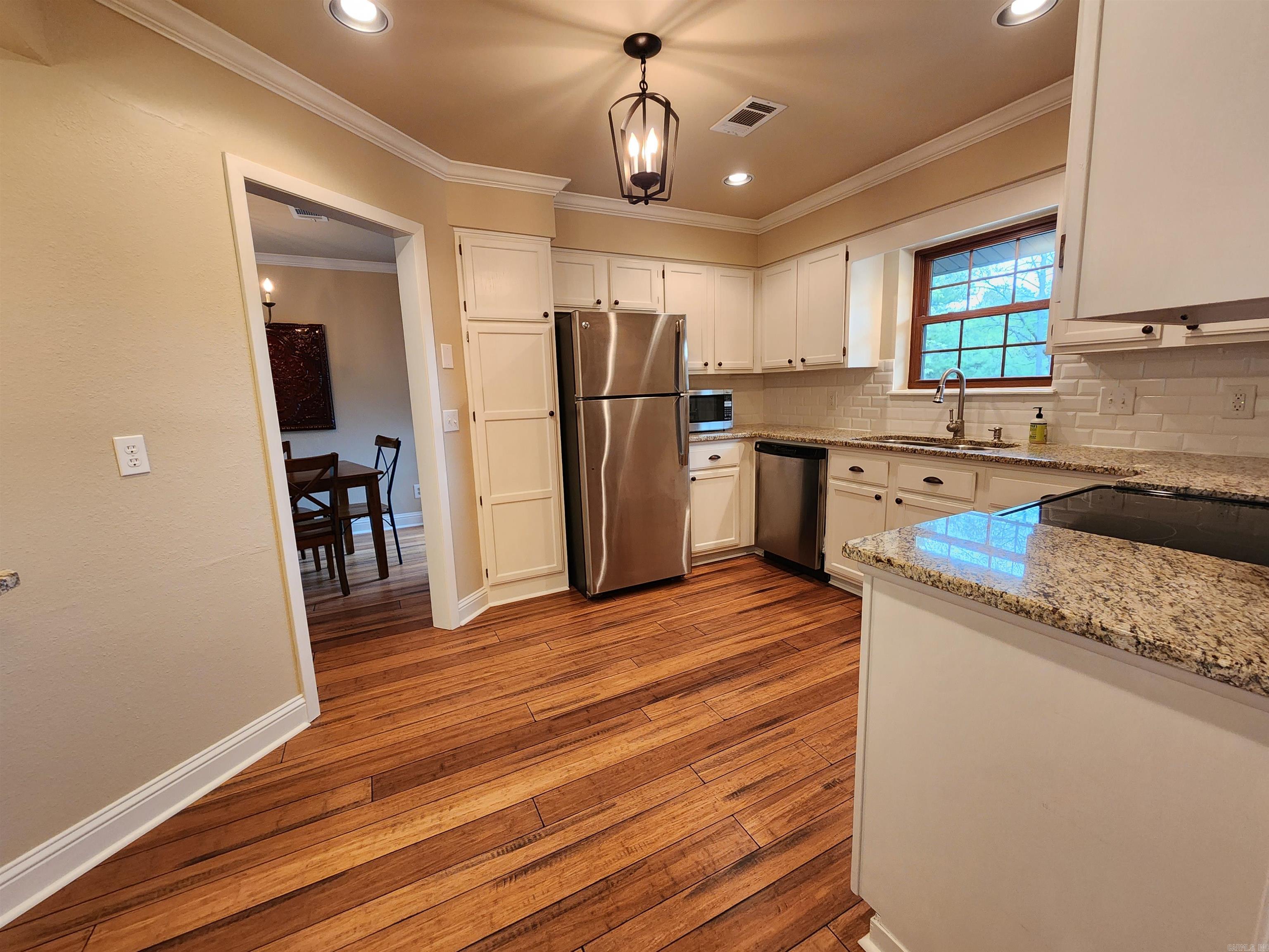 SPRING RIDGE CONDOMINIUM ESTATES - Residential