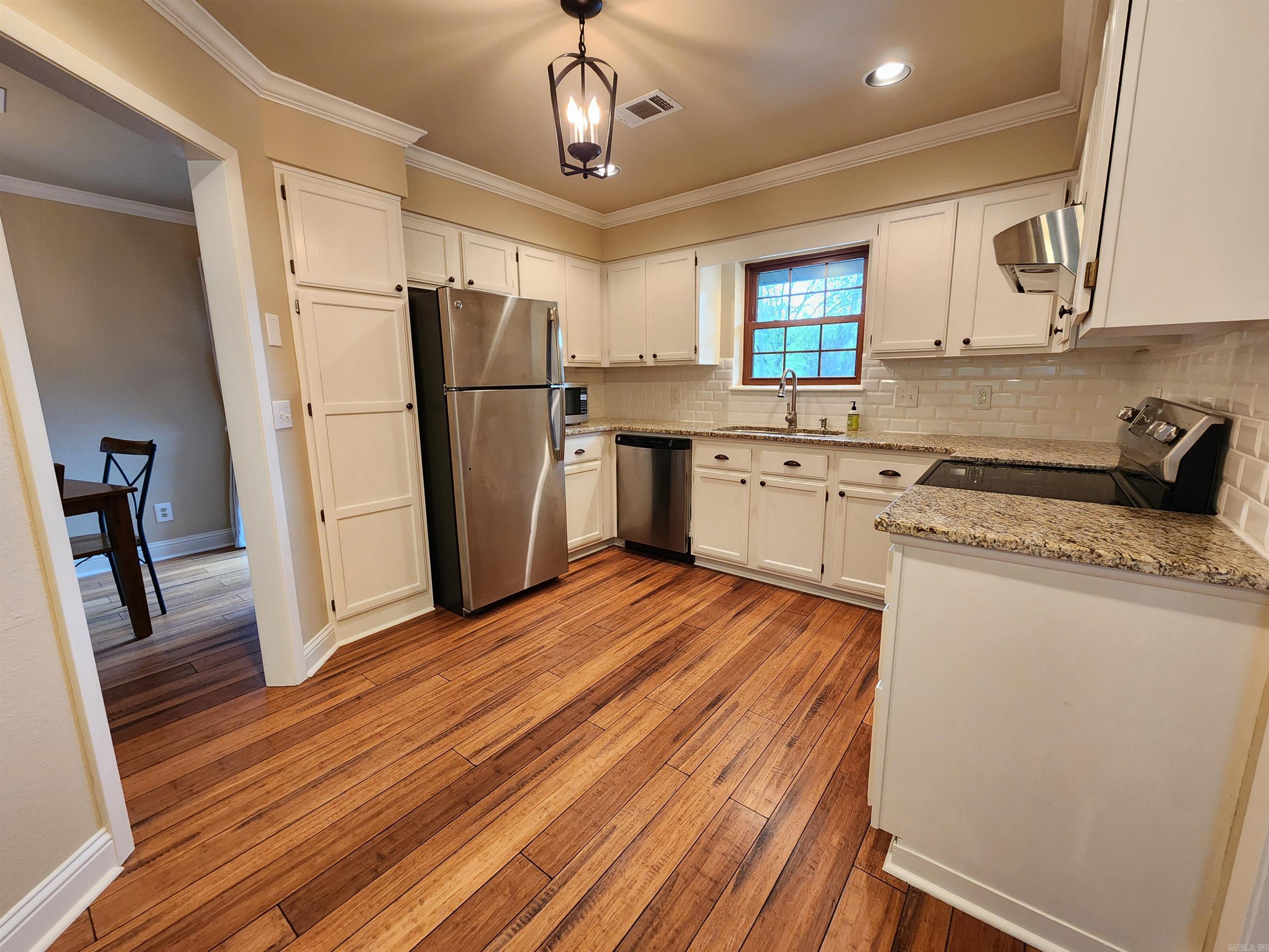 SPRING RIDGE CONDOMINIUM ESTATES - Residential