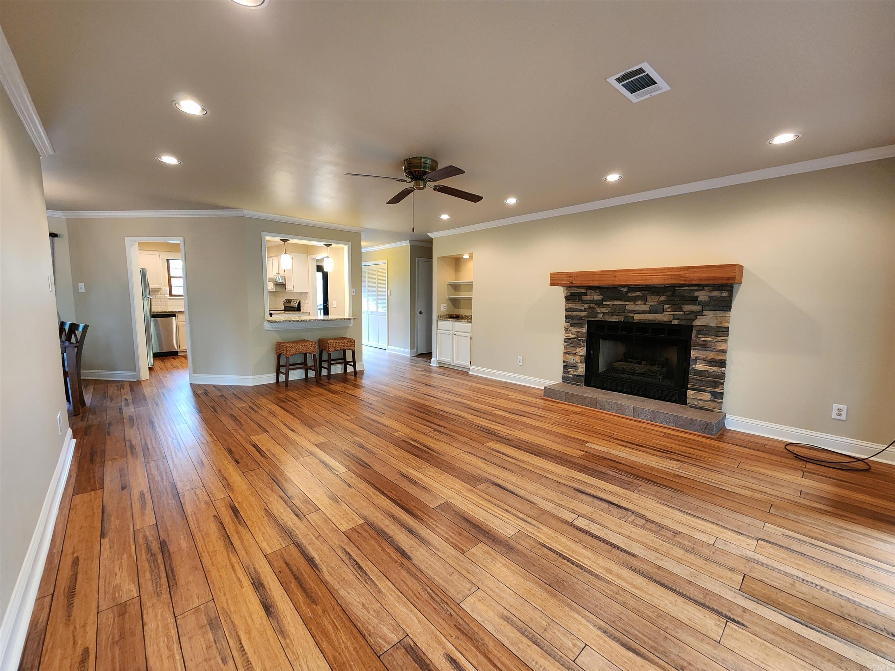 SPRING RIDGE CONDOMINIUM ESTATES - Residential