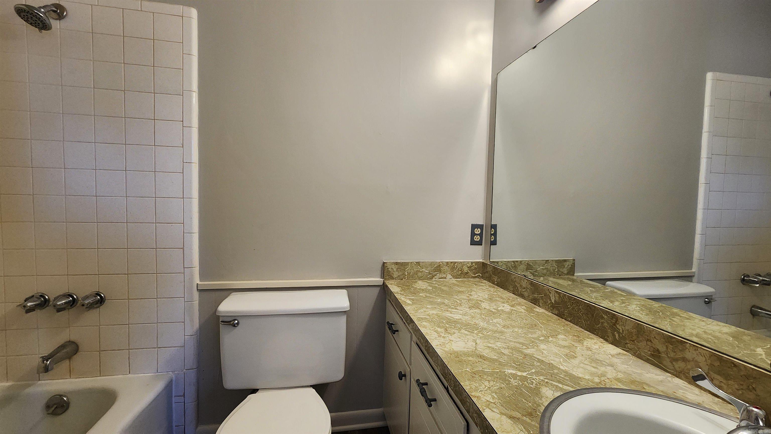 Jefferson Heights South Unit #3 - Residential