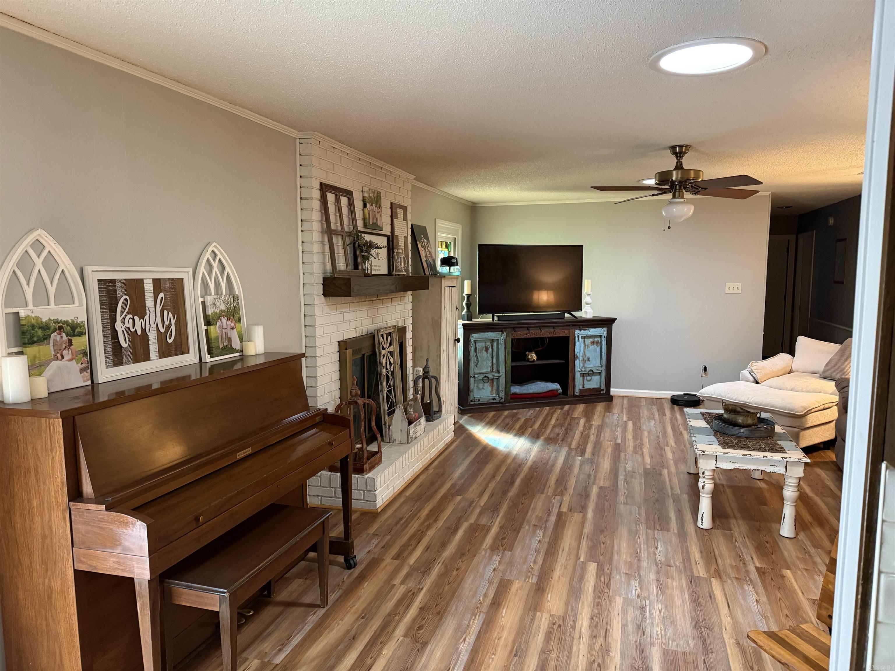 Leewood - Residential