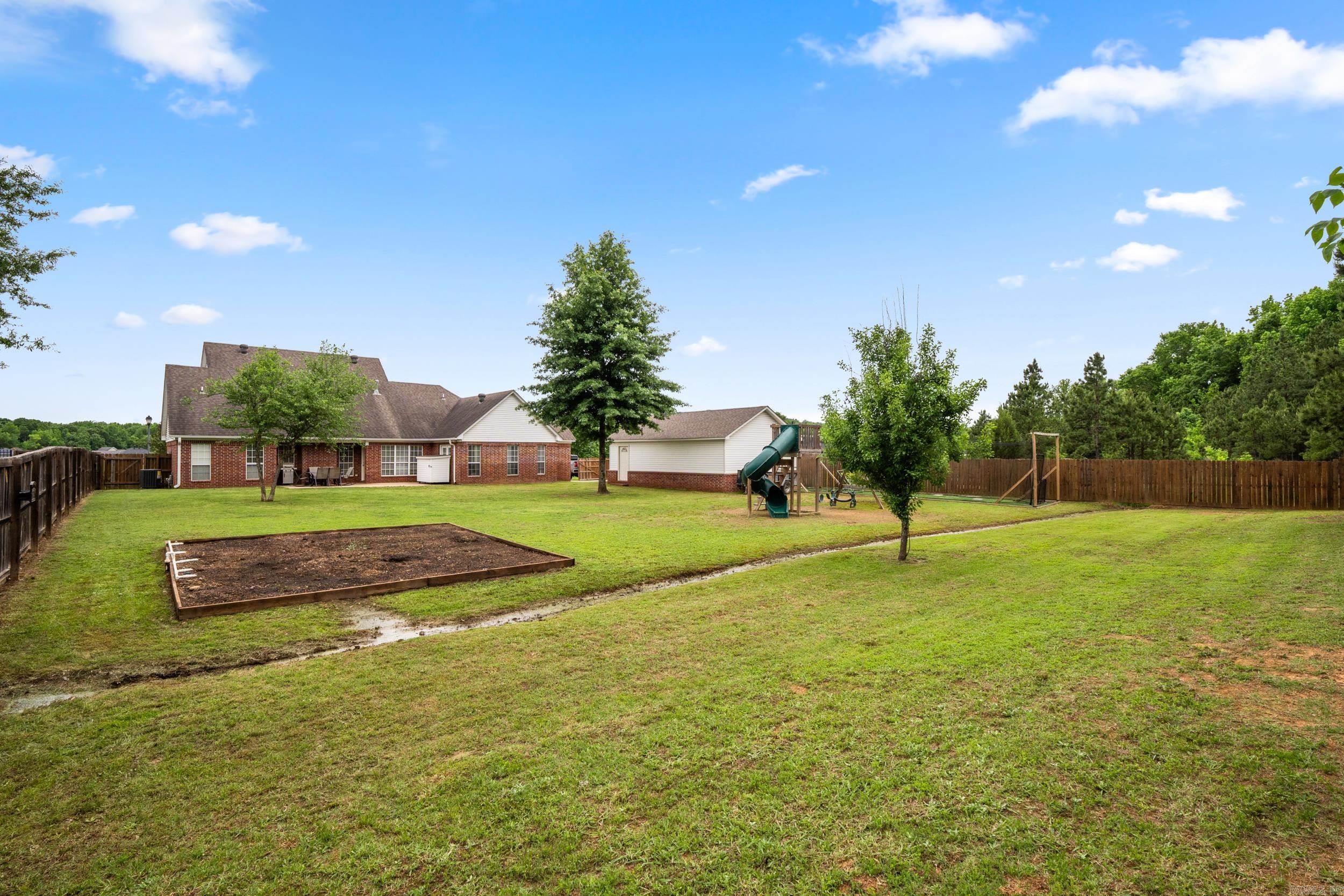 WILHELMINA COVE - Residential