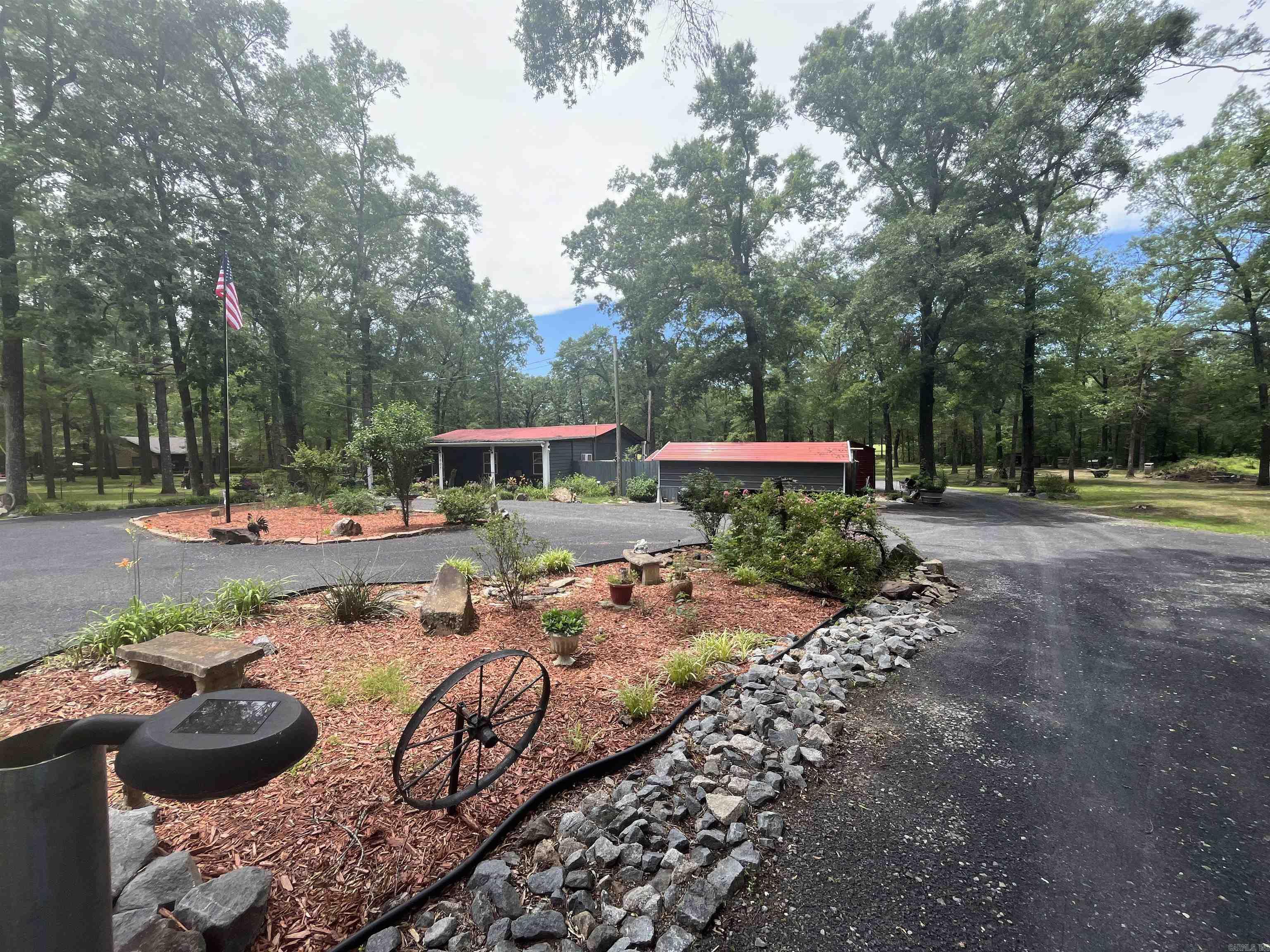 CEDAR ACRES - Residential