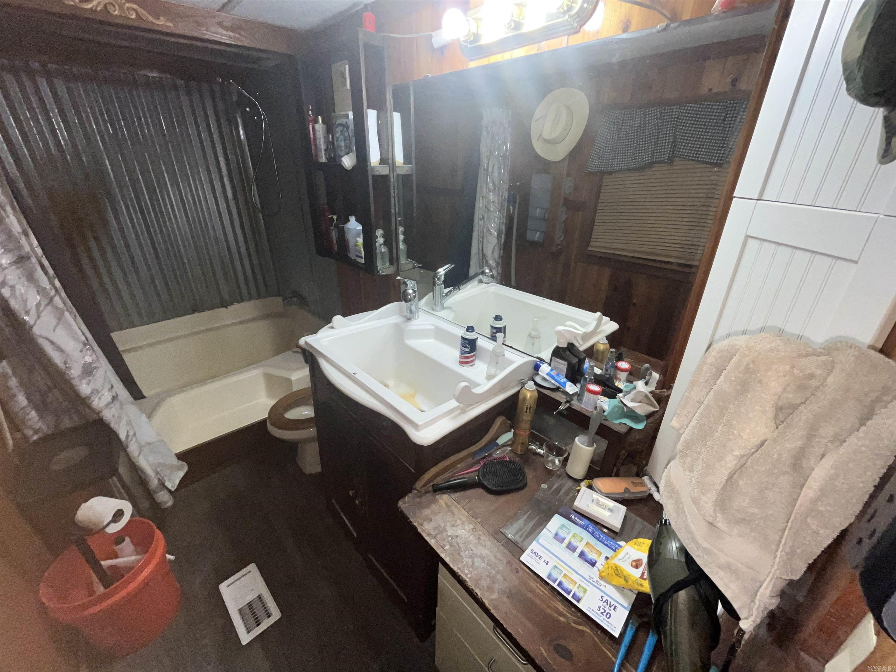 CEDAR ACRES - Residential