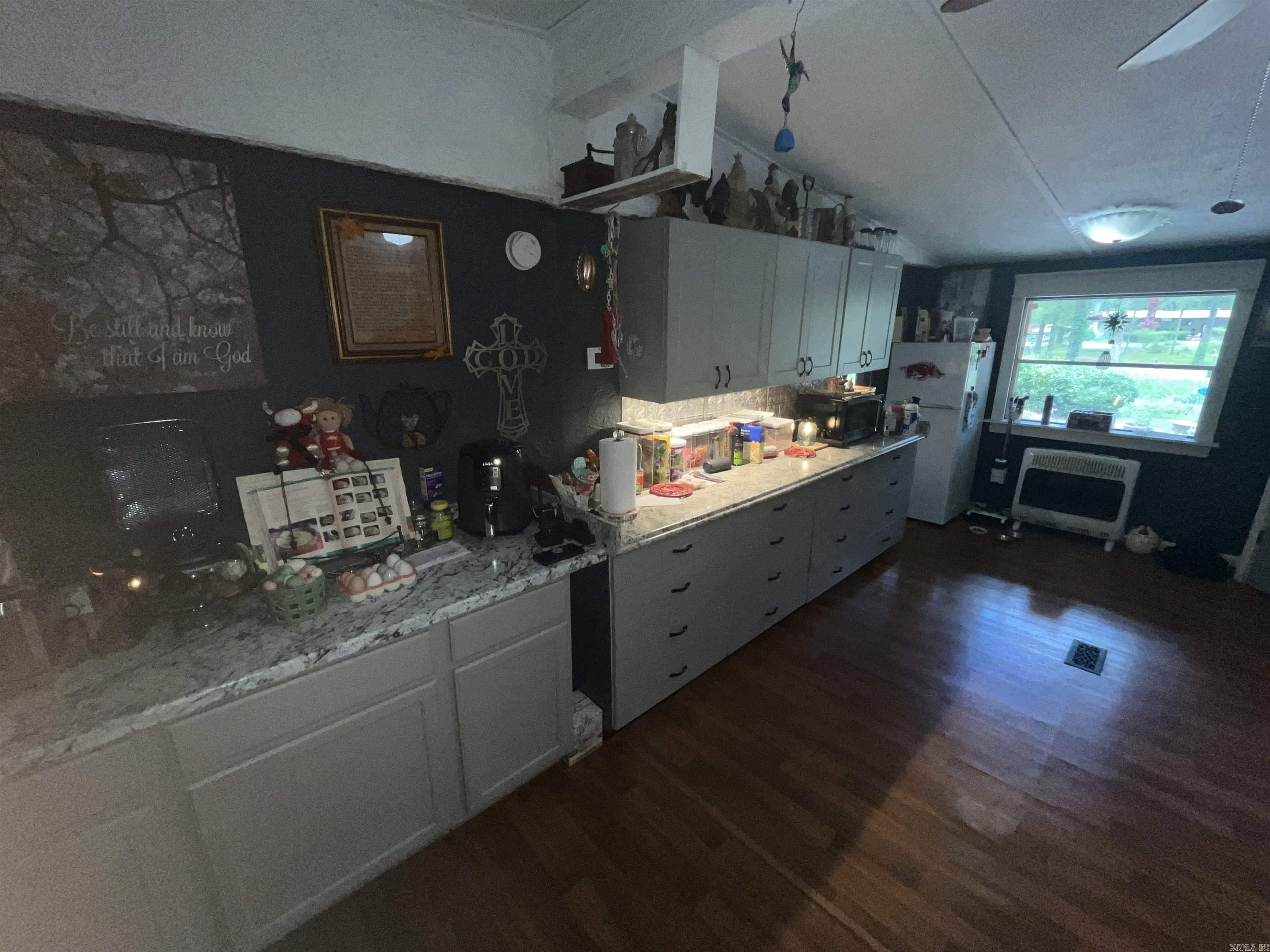 CEDAR ACRES - Residential