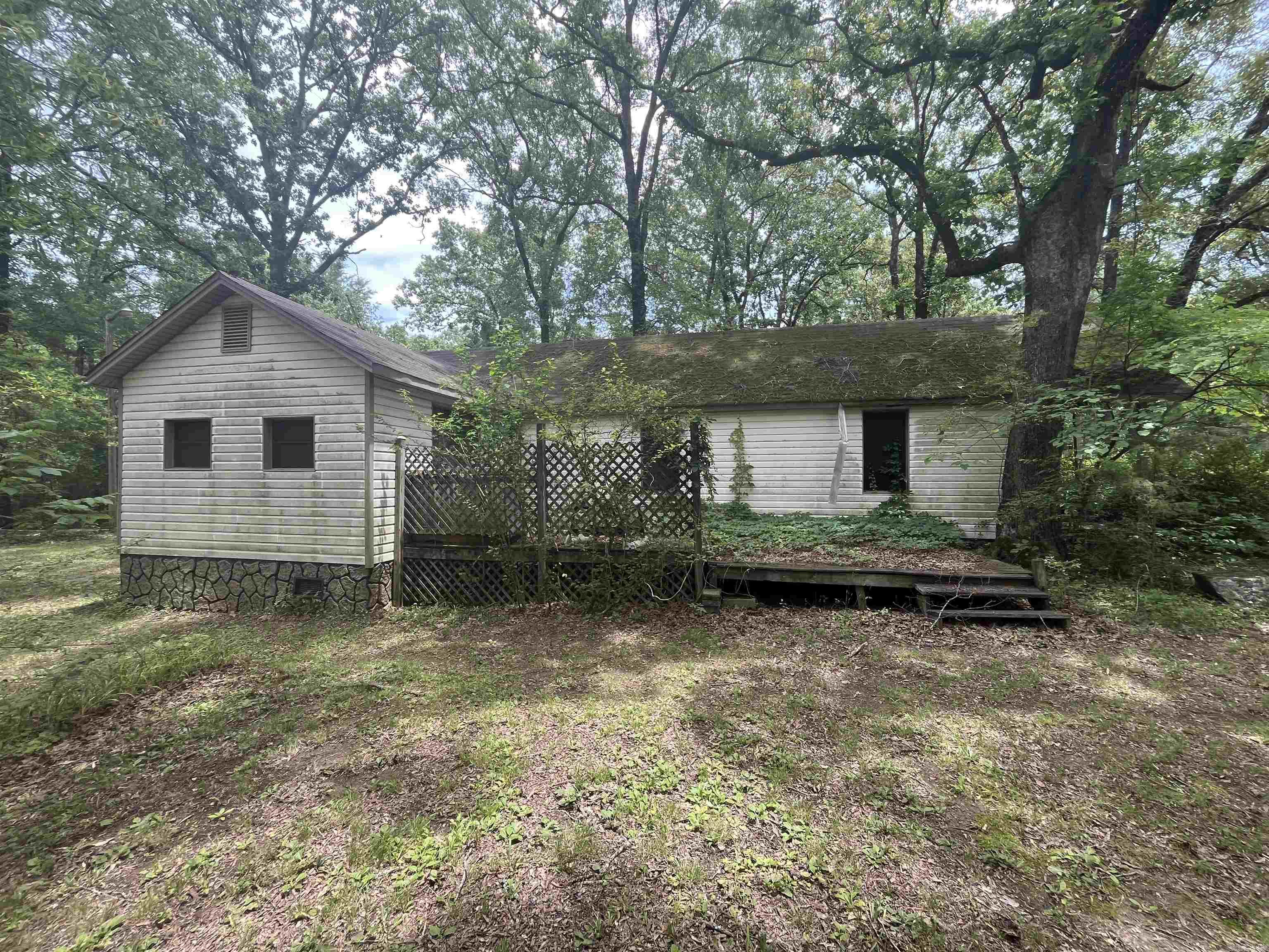 CEDAR ACRES - Residential