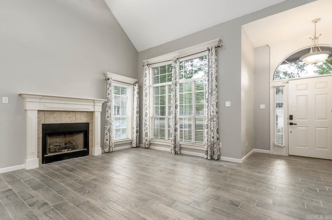 AUTUMN RIDGE - Residential