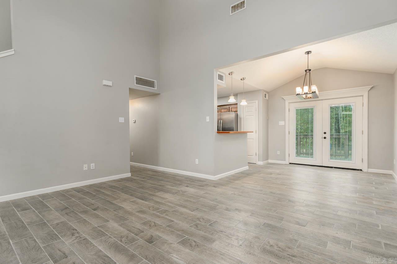 AUTUMN RIDGE - Residential