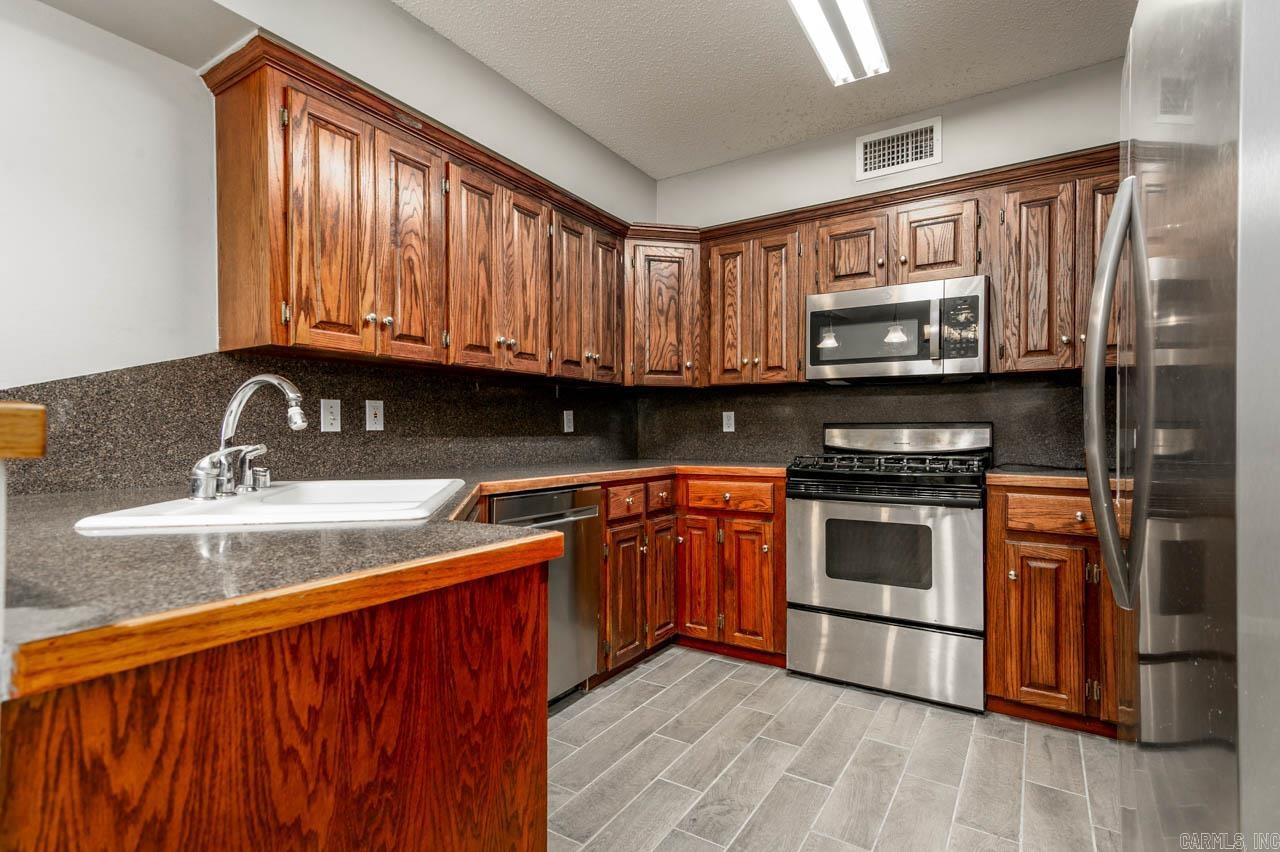 AUTUMN RIDGE - Residential