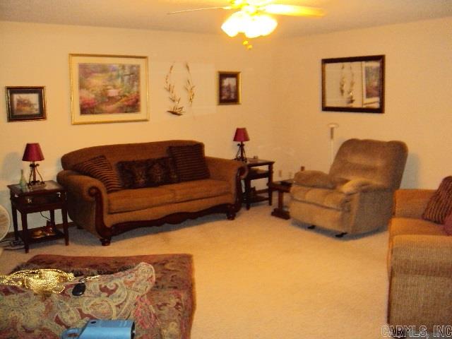 Salem Oaks - Residential