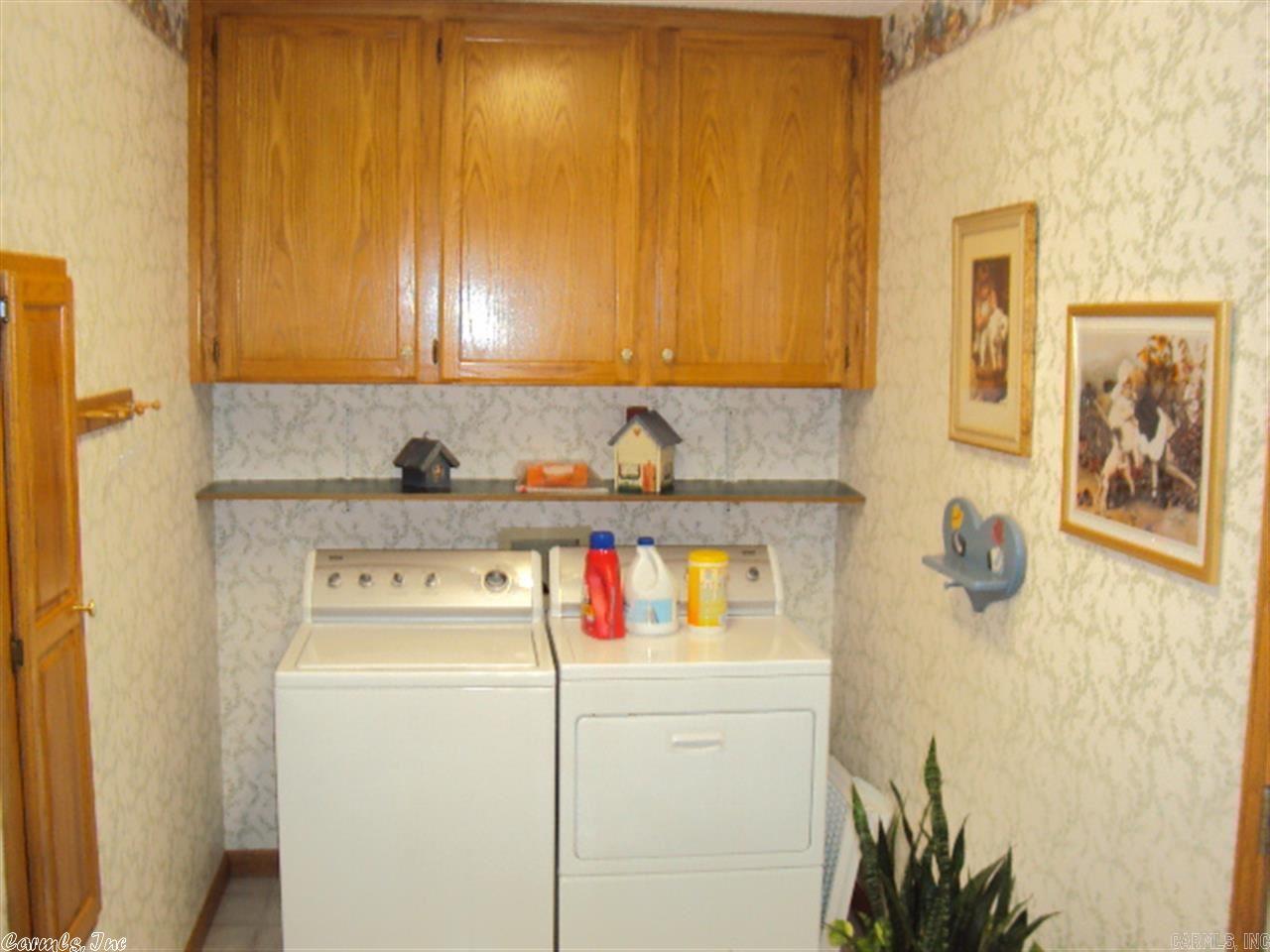 Salem Oaks - Residential