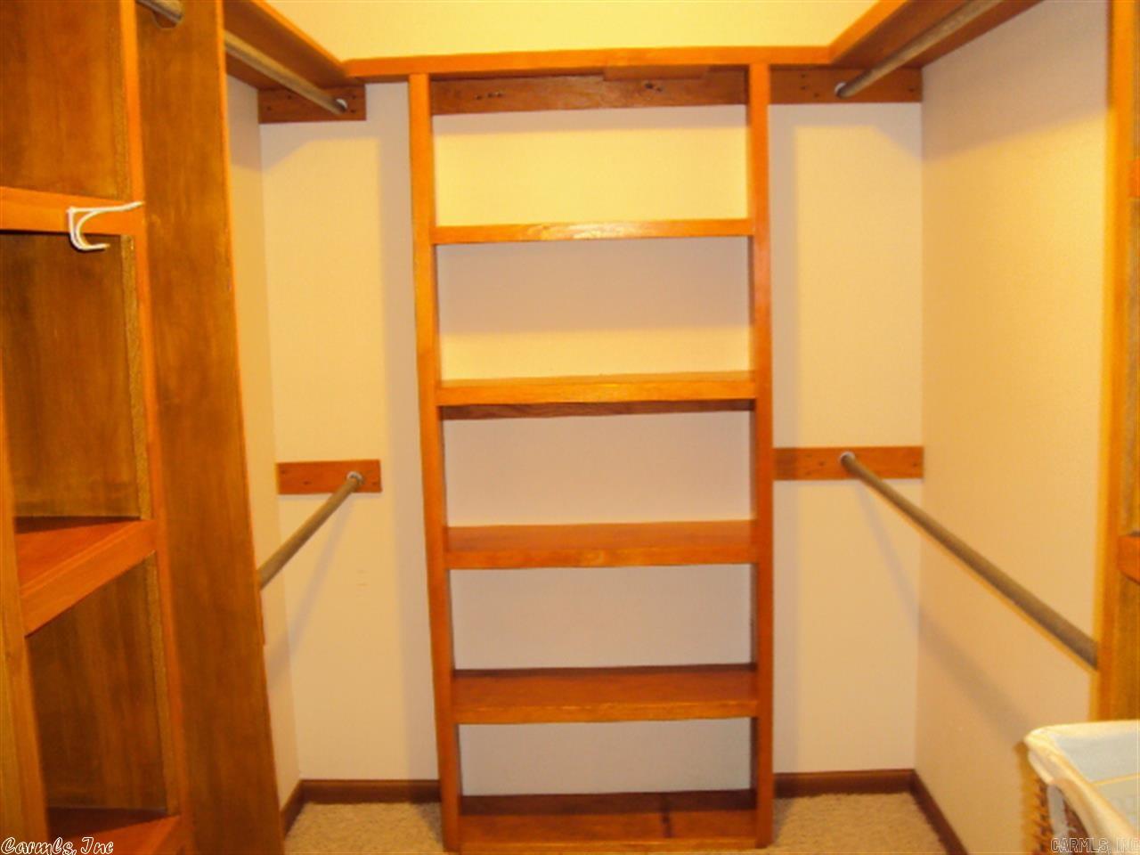 Salem Oaks - Residential