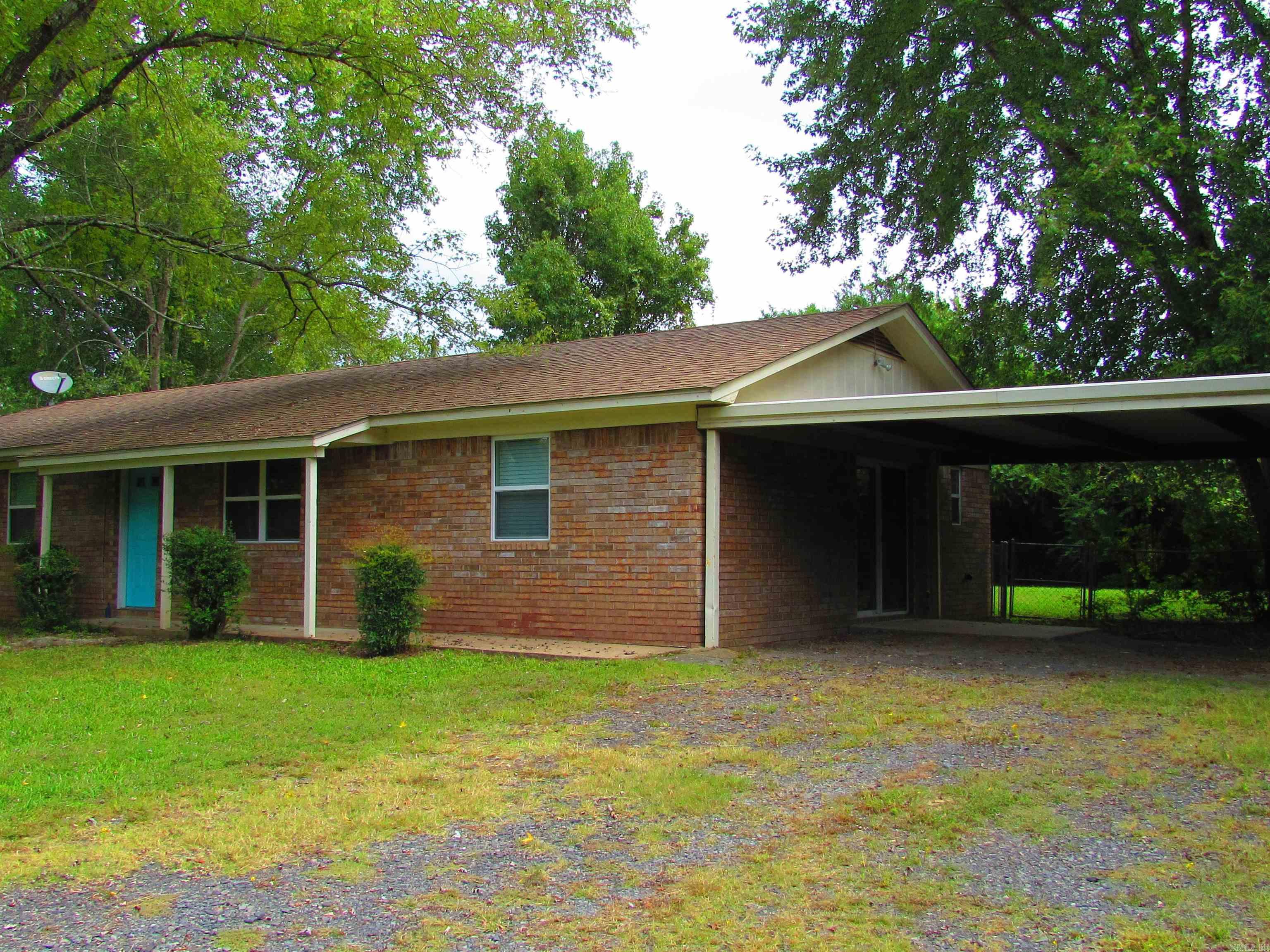 Foxmoor Acres - Residential Lease
