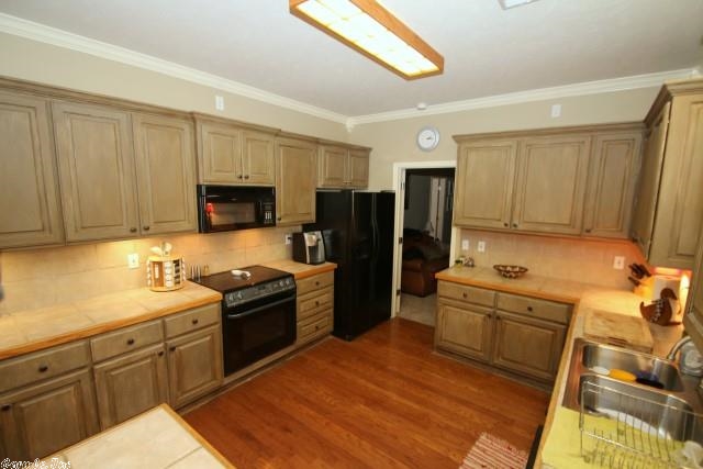 CHENAL VALLEY DUQUESNE COMMUNITY - Residential