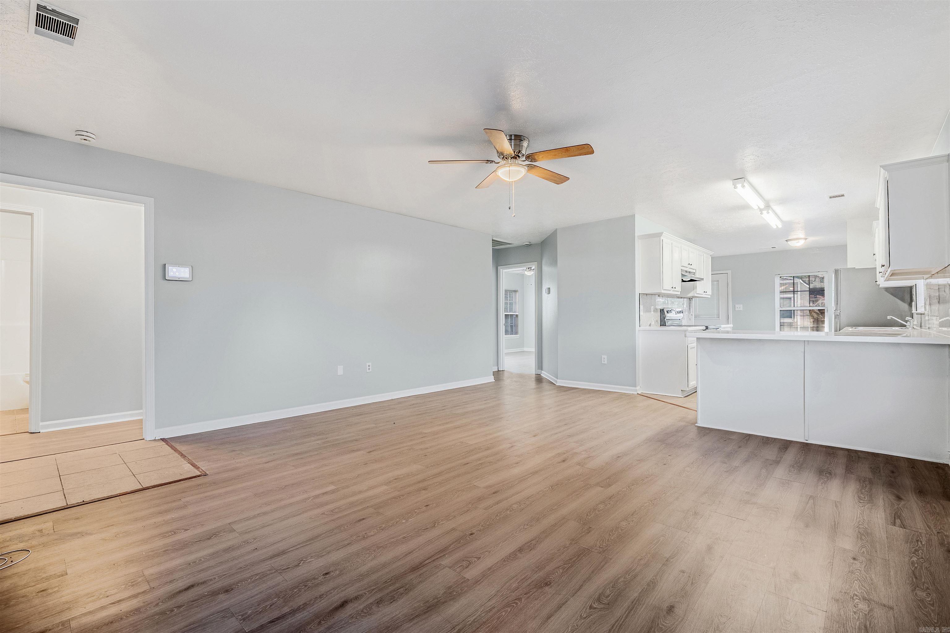 HOLTS INDUSTRIAL - Residential