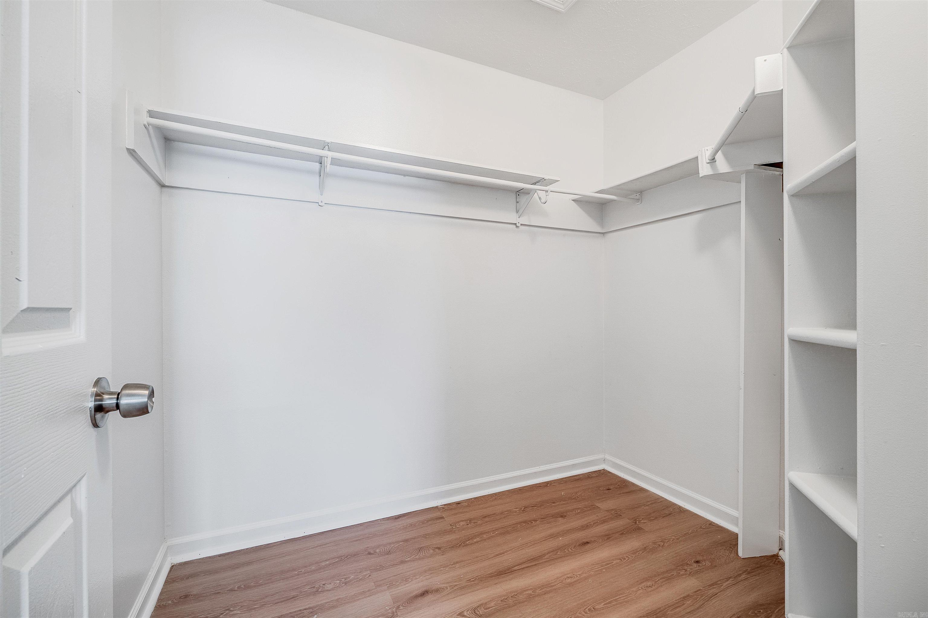 HOLTS INDUSTRIAL - Residential