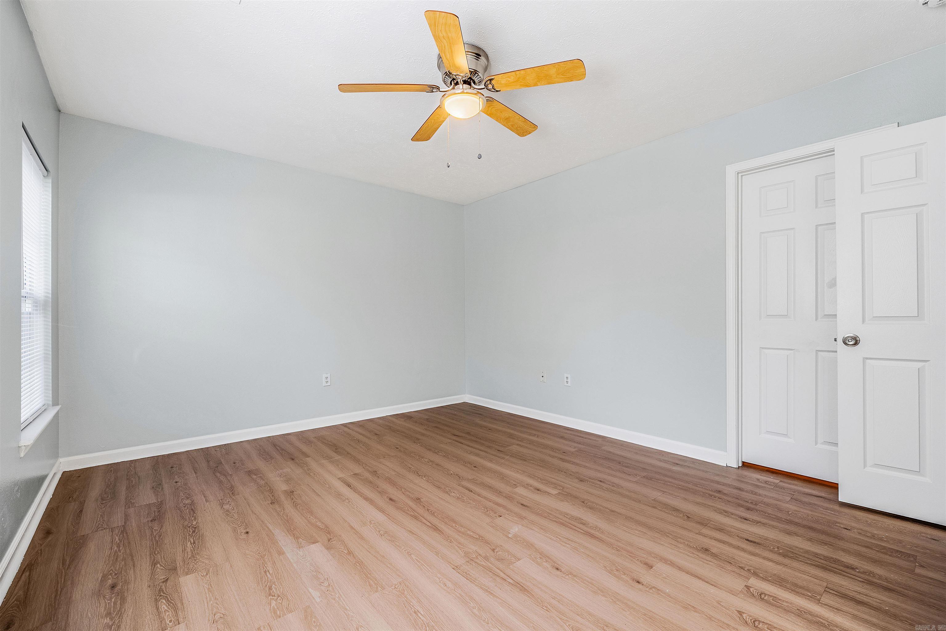 HOLTS INDUSTRIAL - Residential