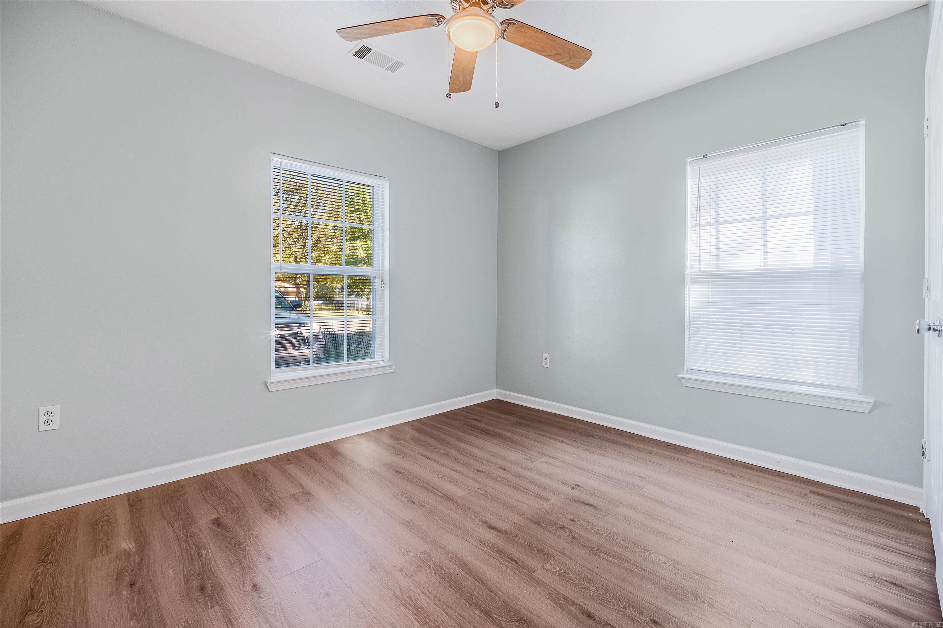 HOLTS INDUSTRIAL - Residential