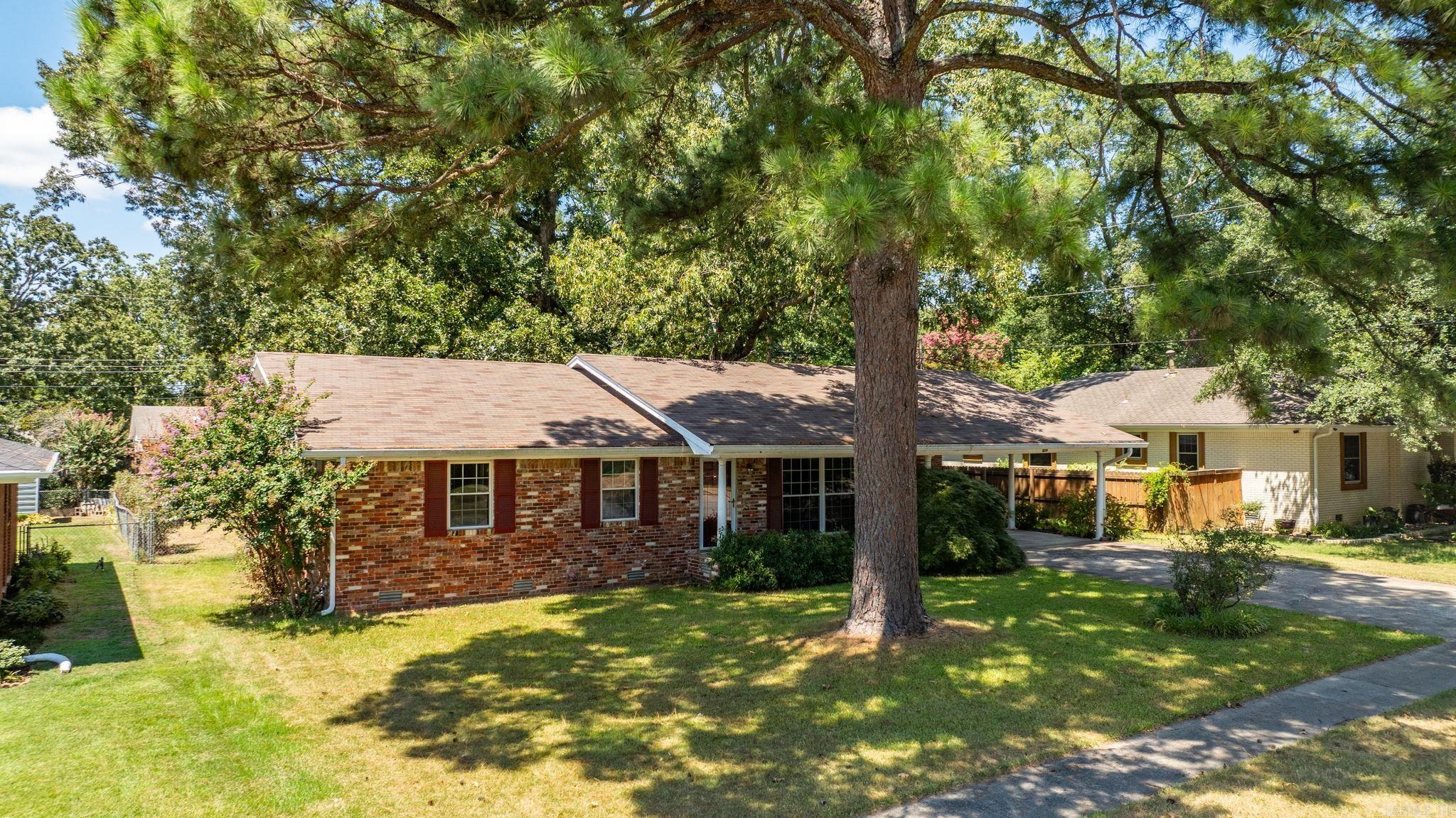 Brianwood - Residential