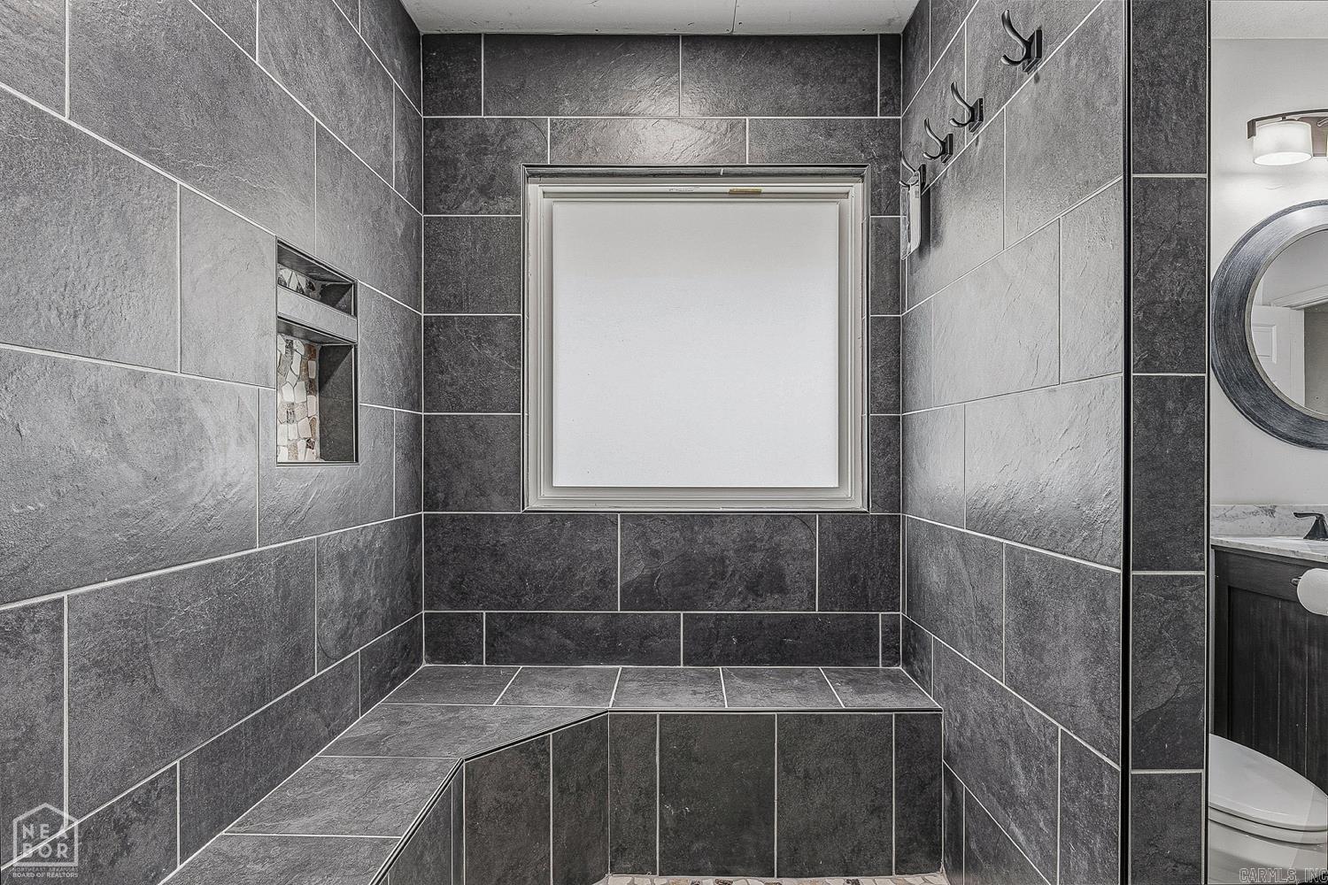 COLONY PARK - Residential