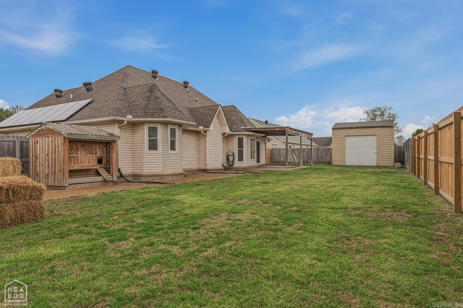 COLONY PARK - Residential