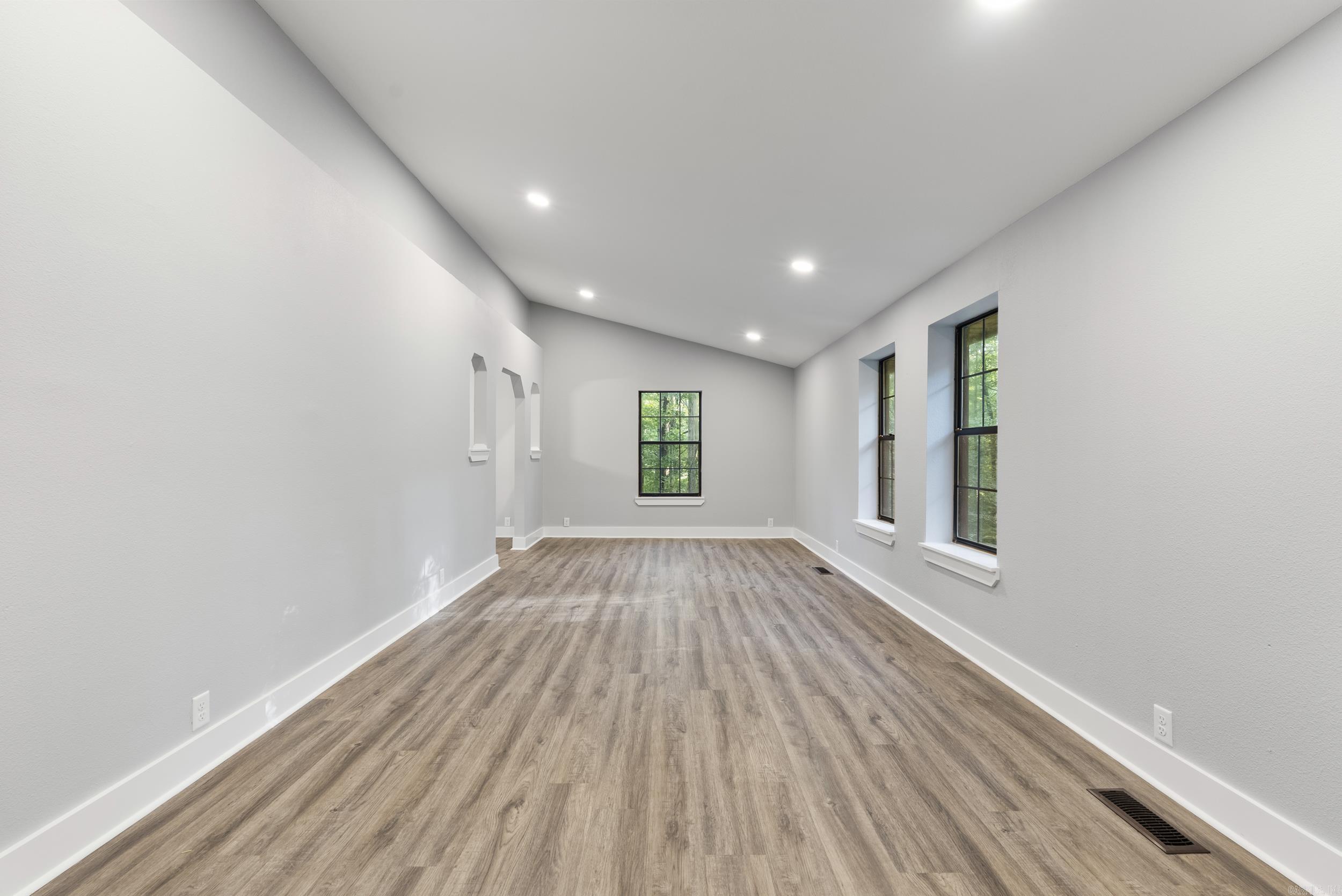 MULBERRY ACRES - Residential