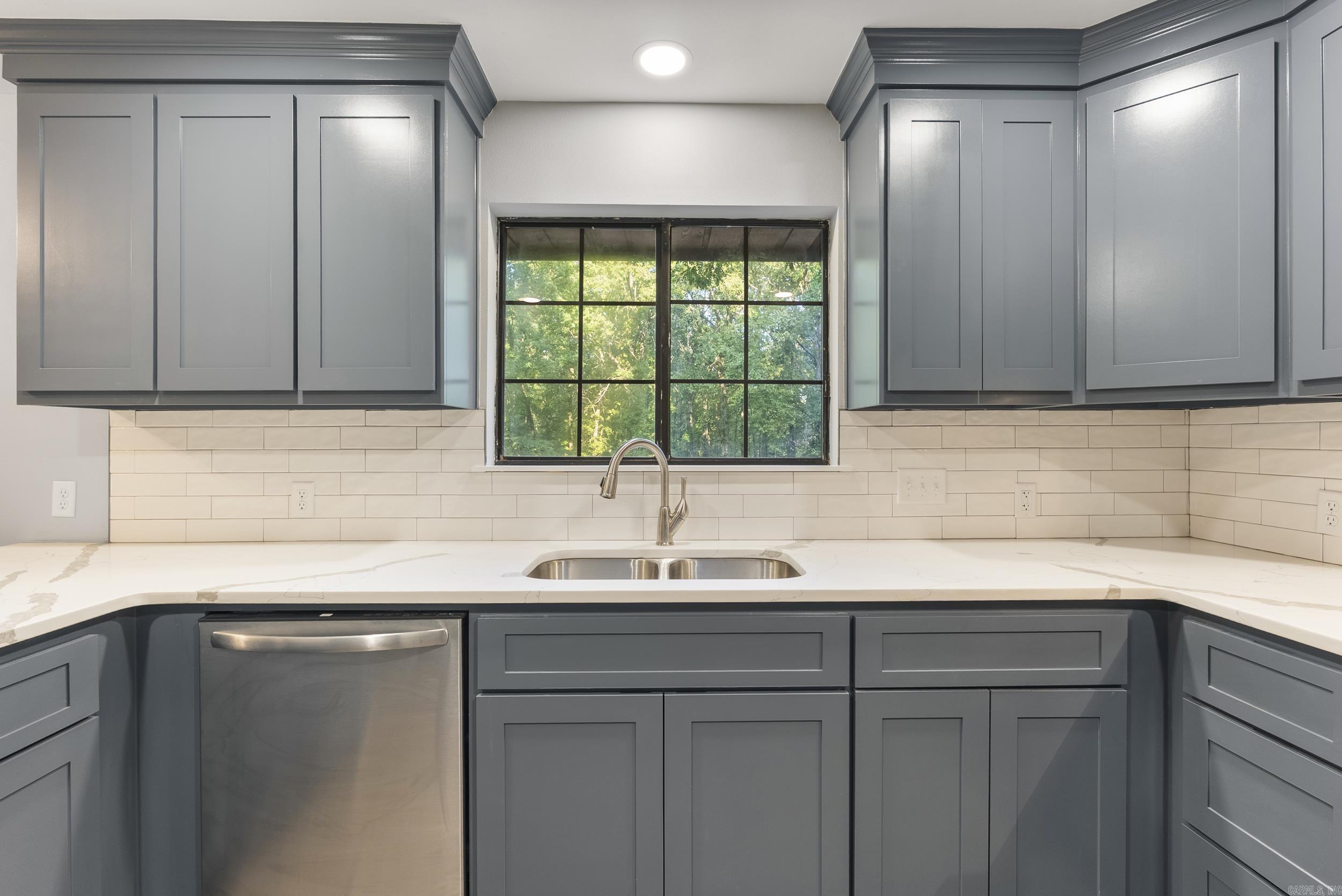 MULBERRY ACRES - Residential