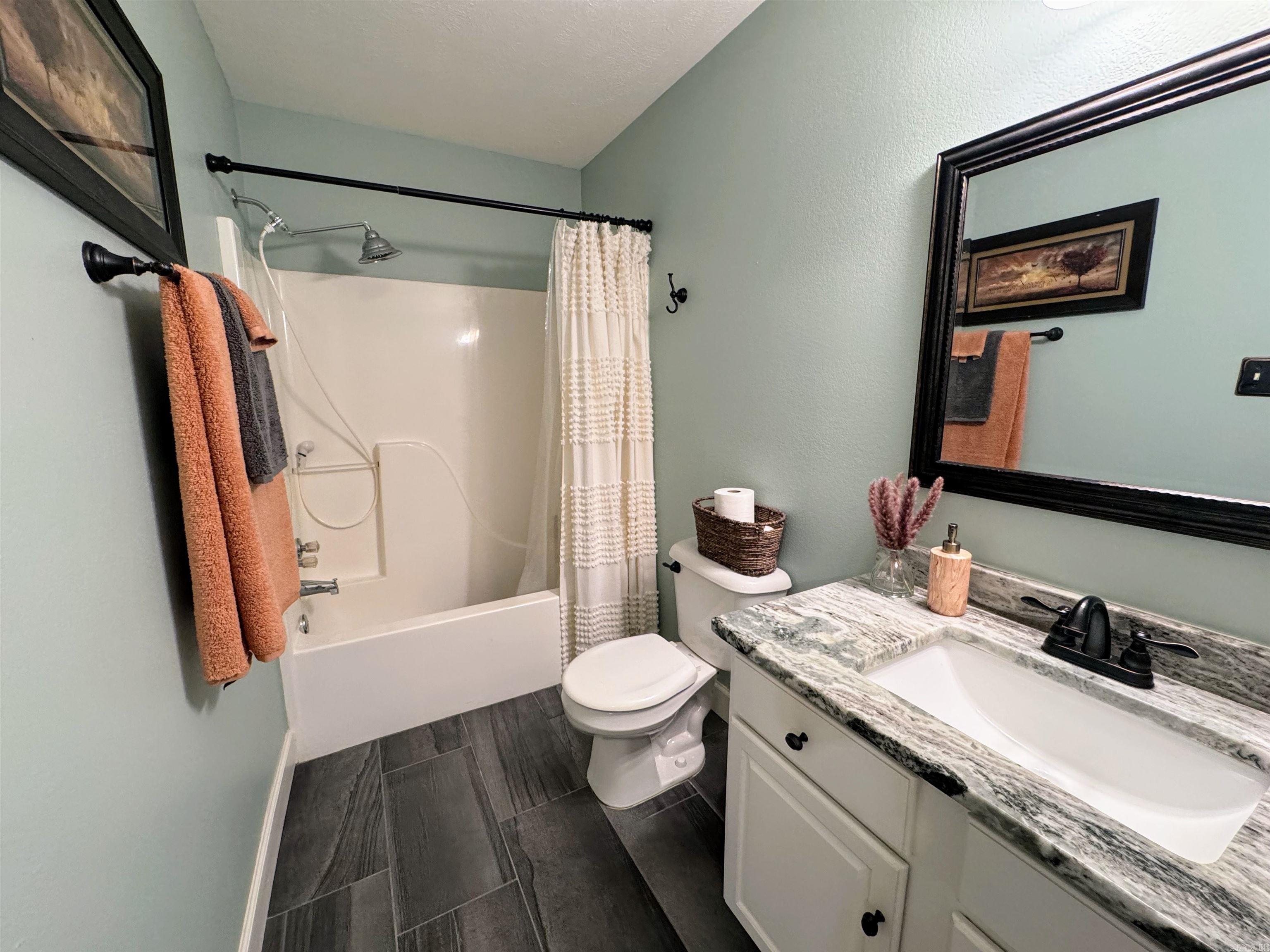 Hidden Creek III - Residential