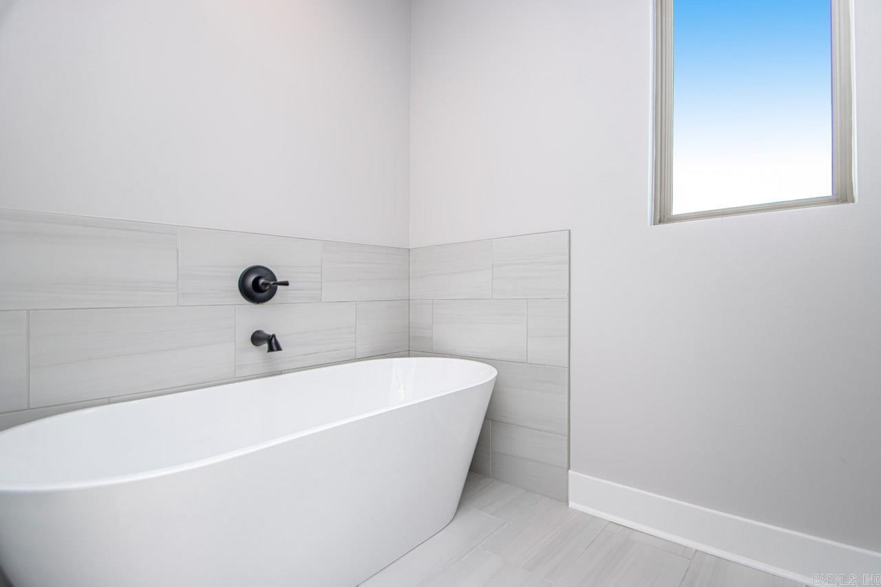 SPENCER CROSSING LLC - Residential