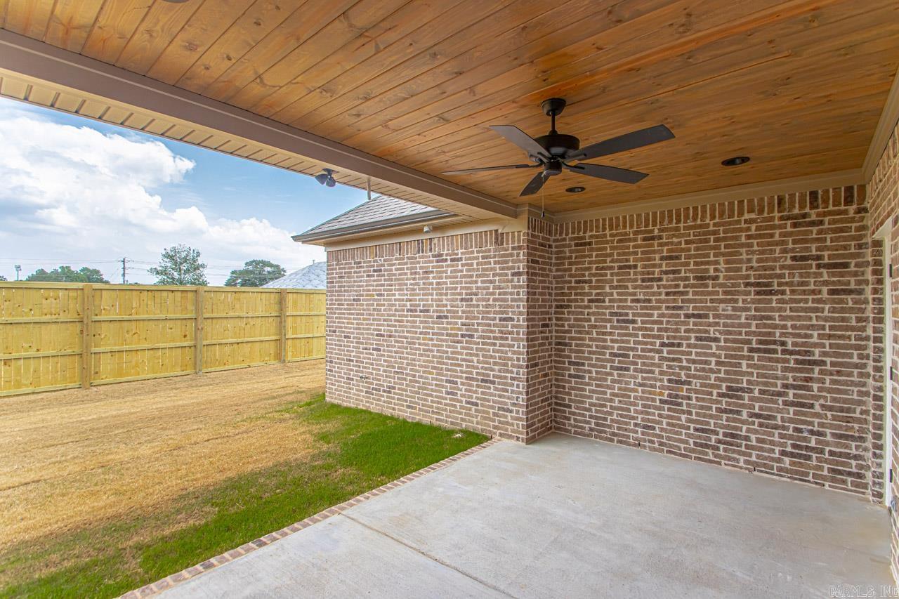 SPENCER CROSSING LLC - Residential