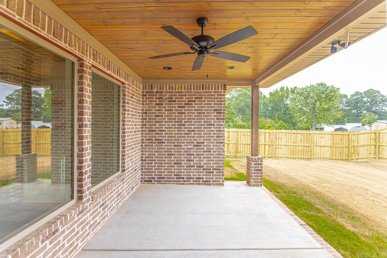 SPENCER CROSSING LLC - Residential