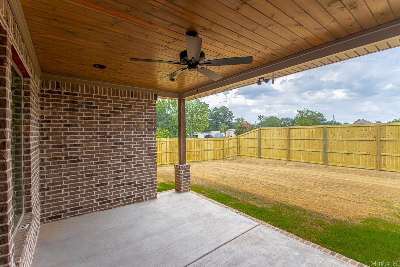 SPENCER CROSSING LLC - Residential